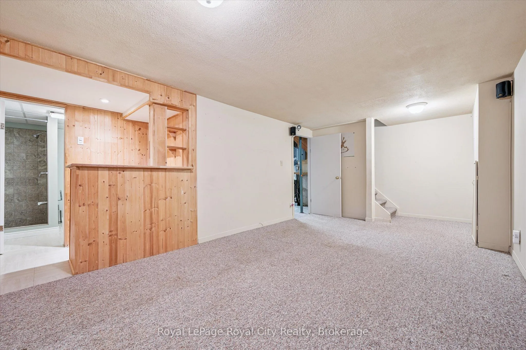 17 Springdale Boulevard