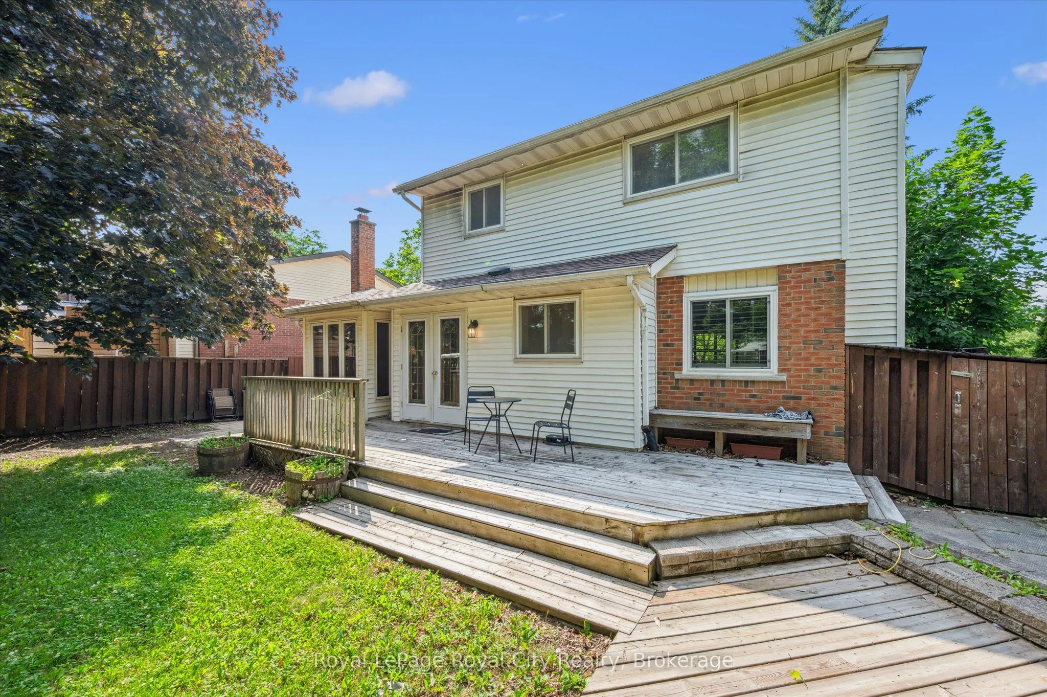 17 Springdale Boulevard