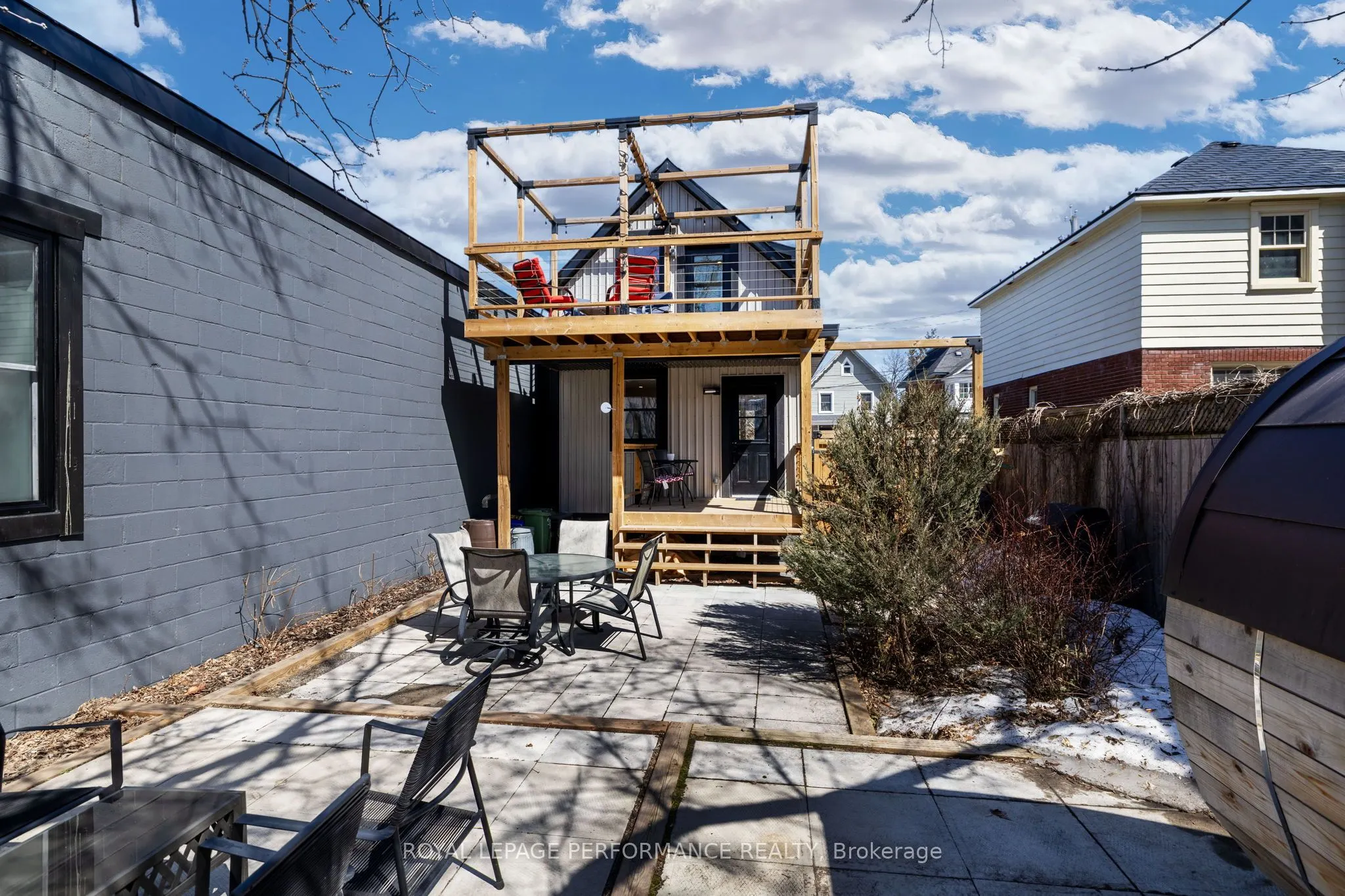 12 Sherbrooke Avenue