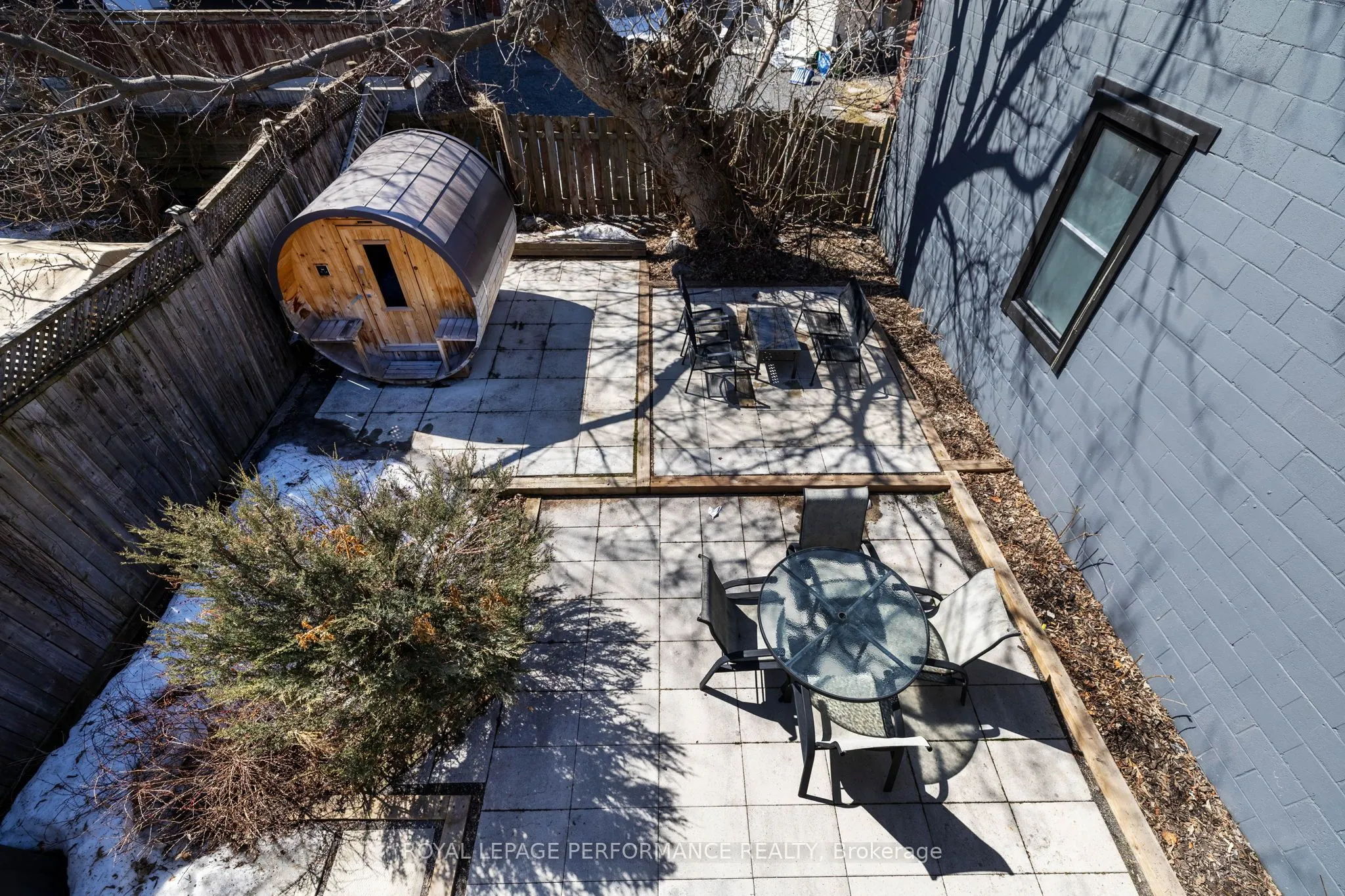 12 Sherbrooke Avenue