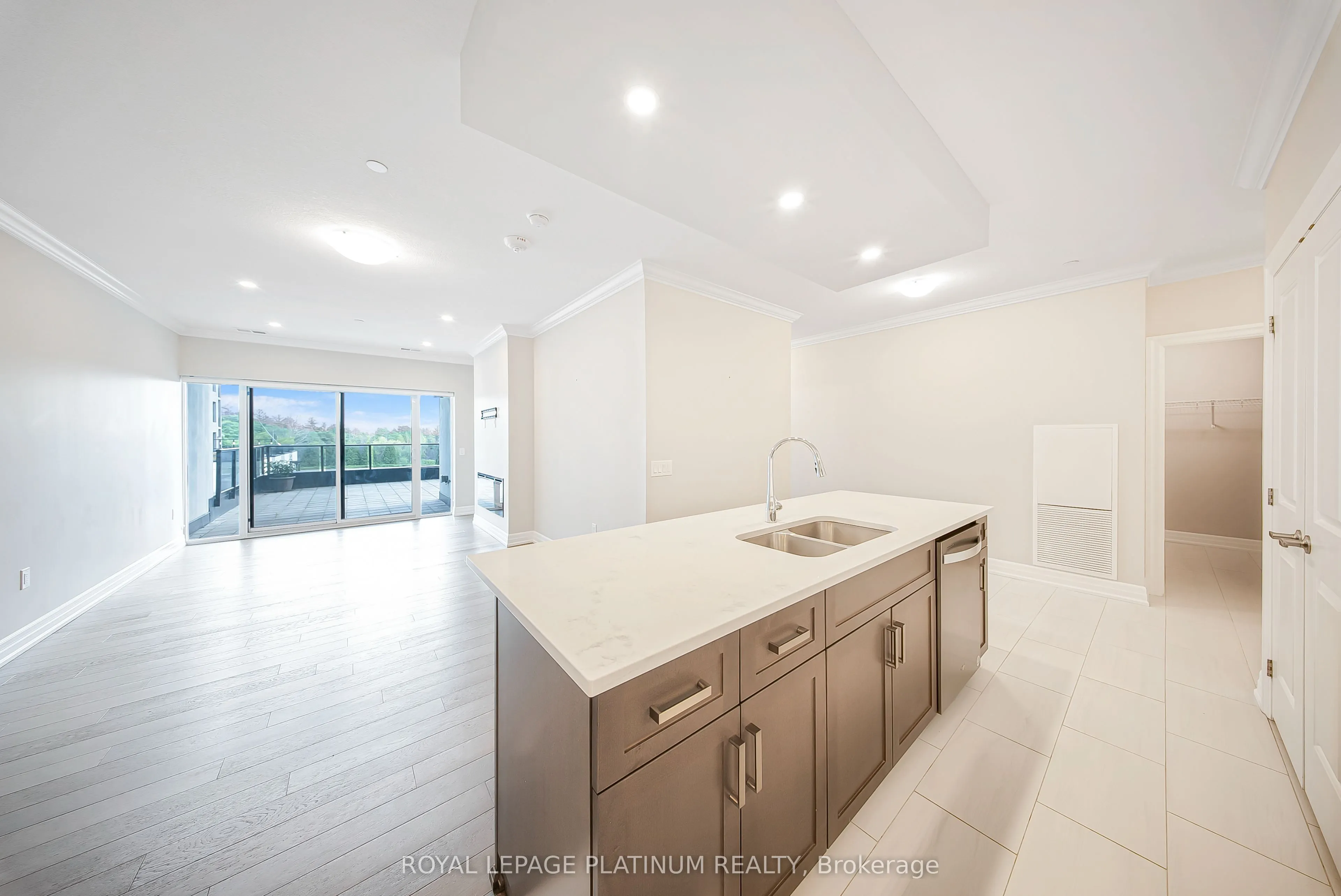 1880 Gordon Street, #314