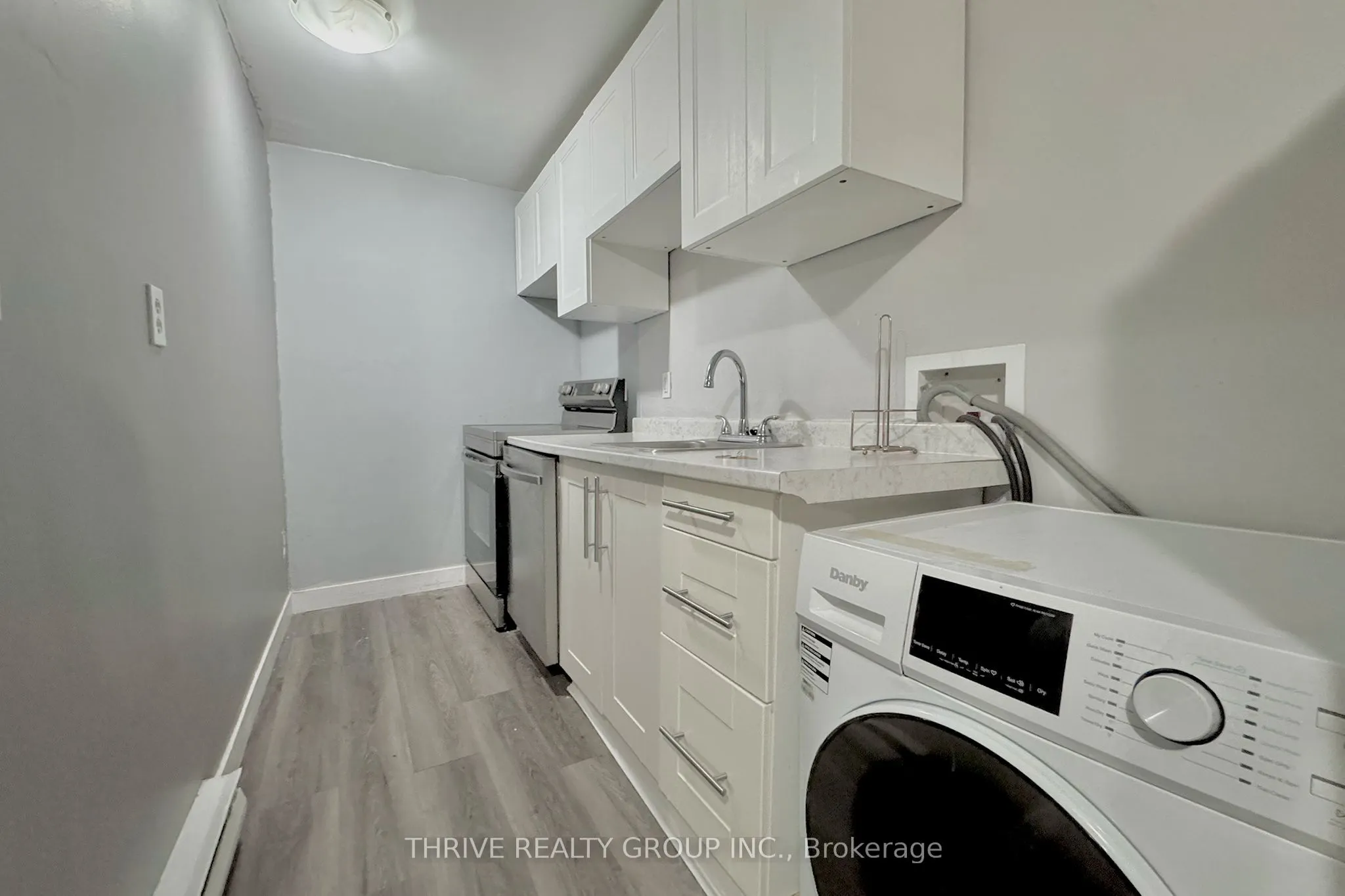 91 Thames Street S, #203