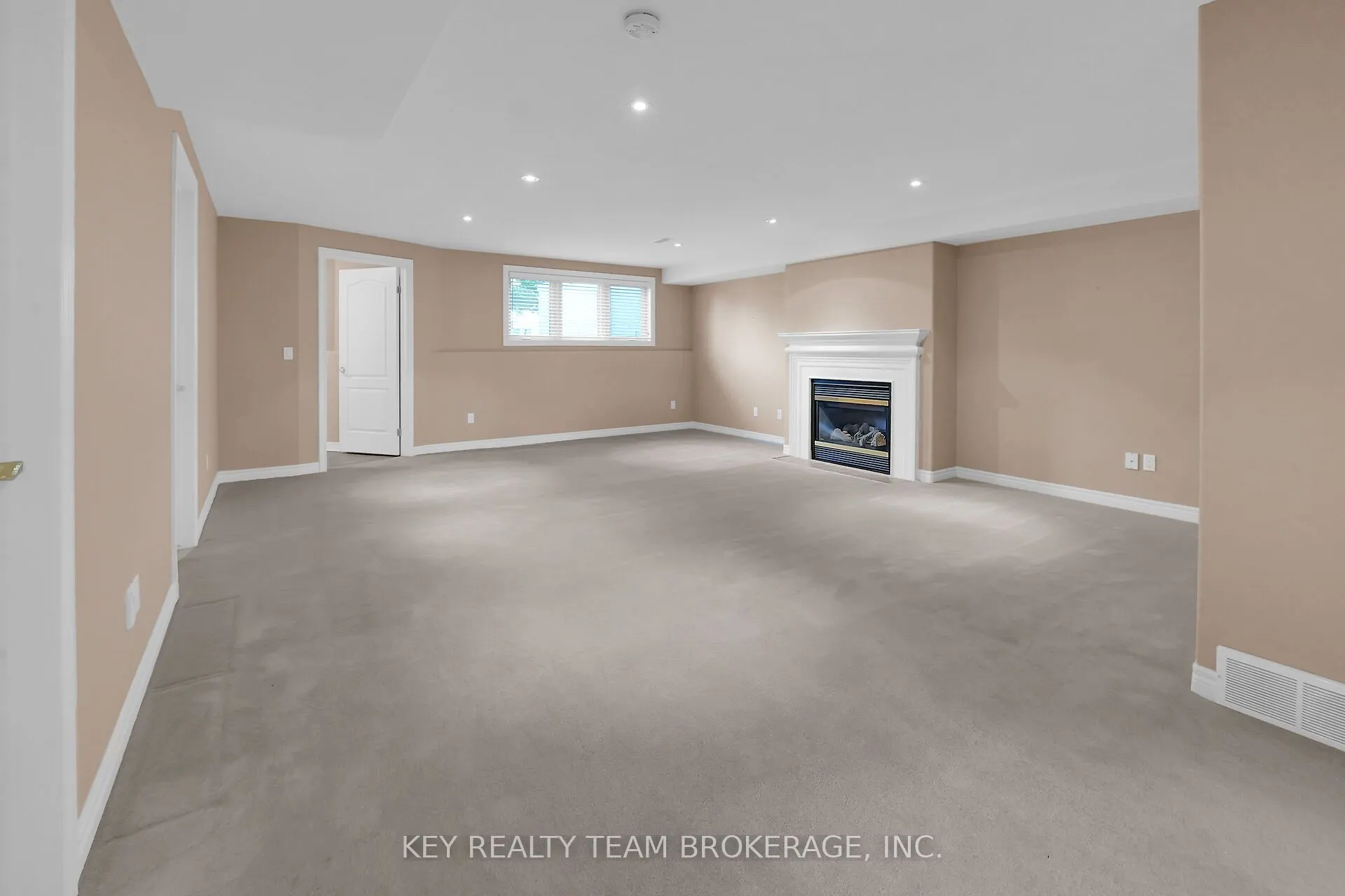 27 Scullers Way, #3