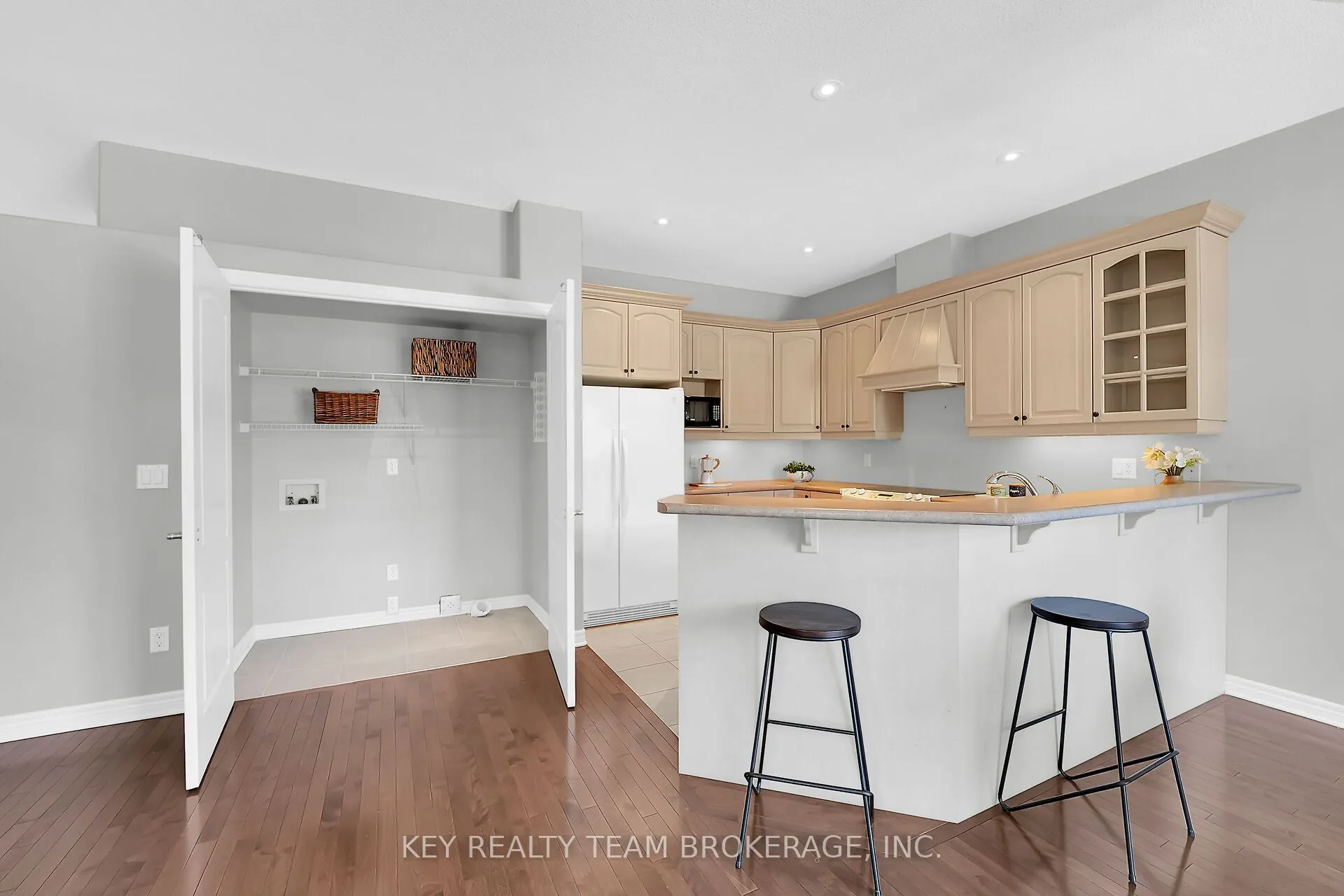 27 Scullers Way, #3