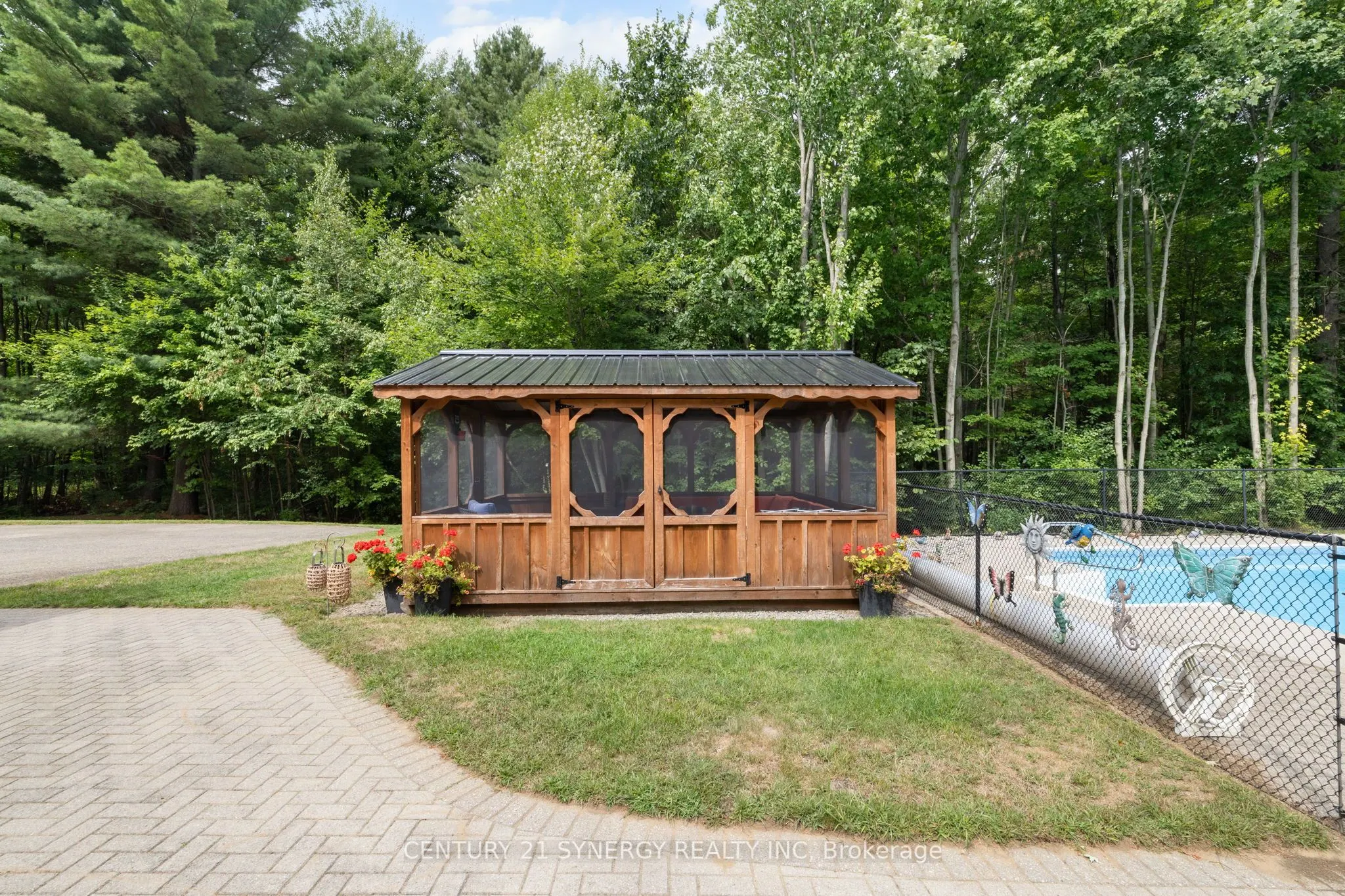 4621 Haggarts Side Road