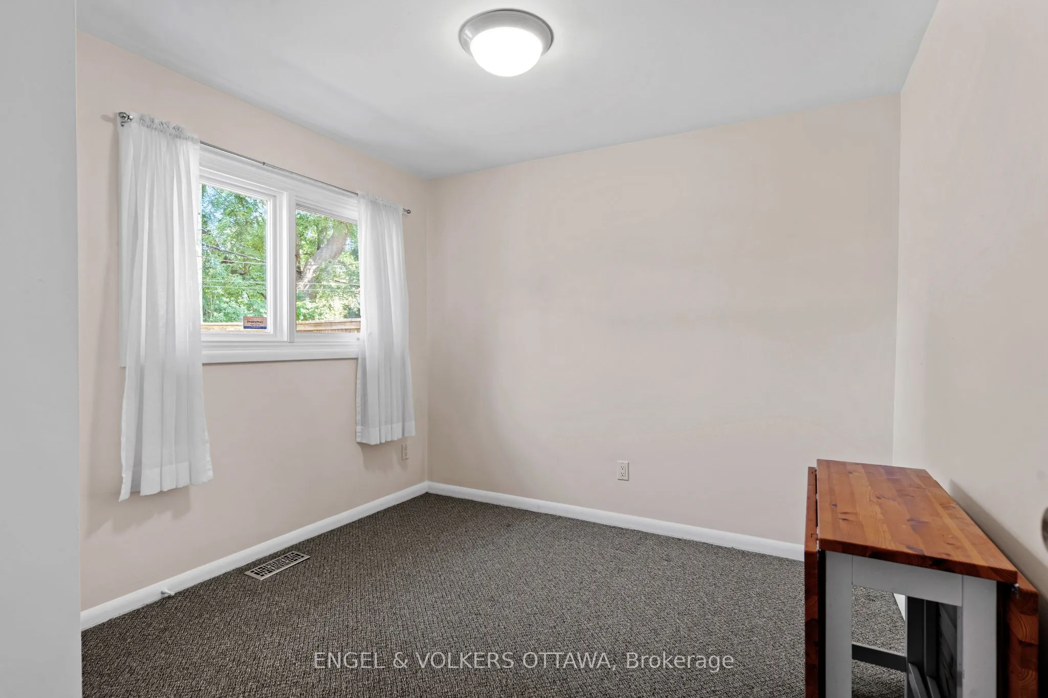 337 Mountbatten Avenue