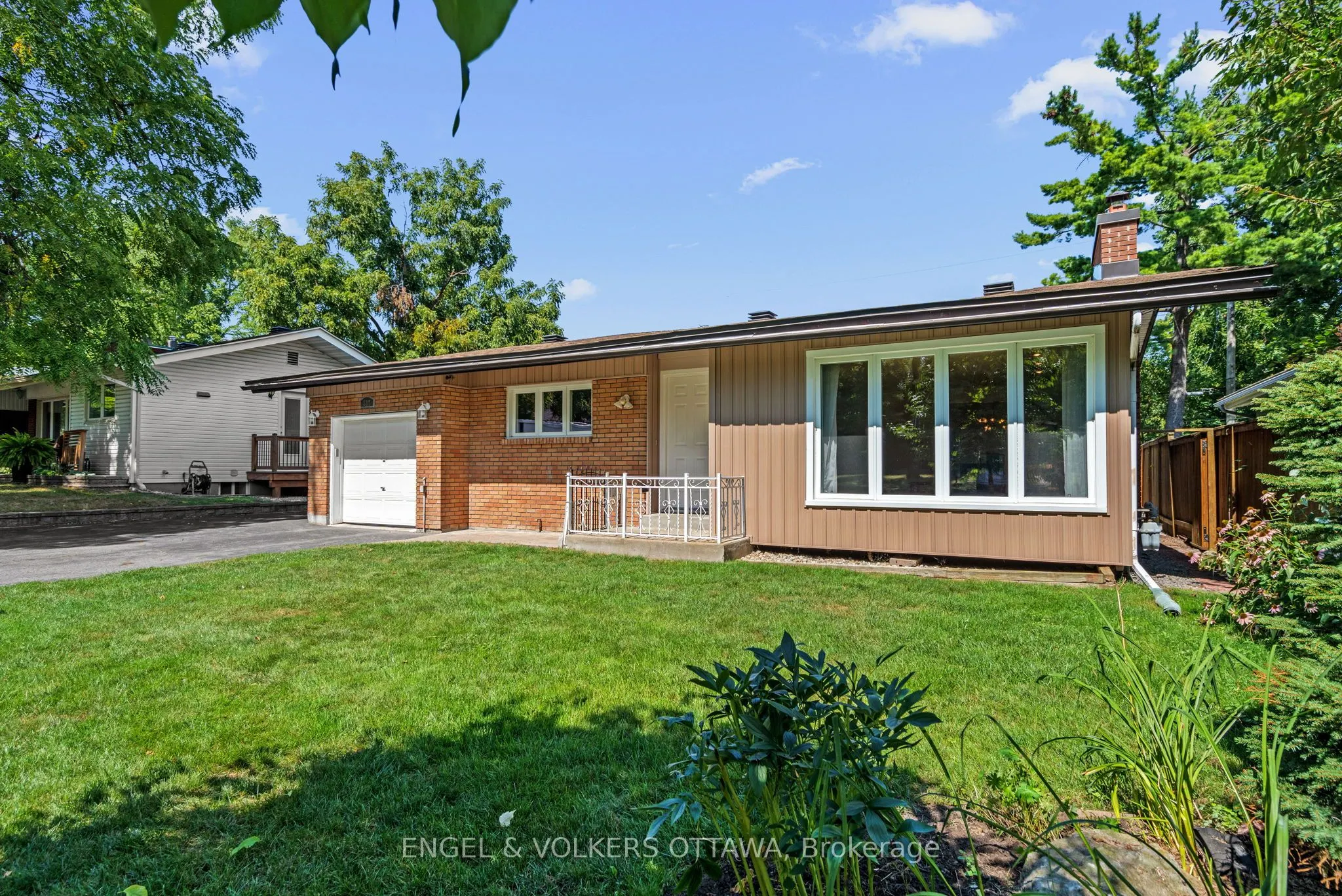 337 Mountbatten Avenue