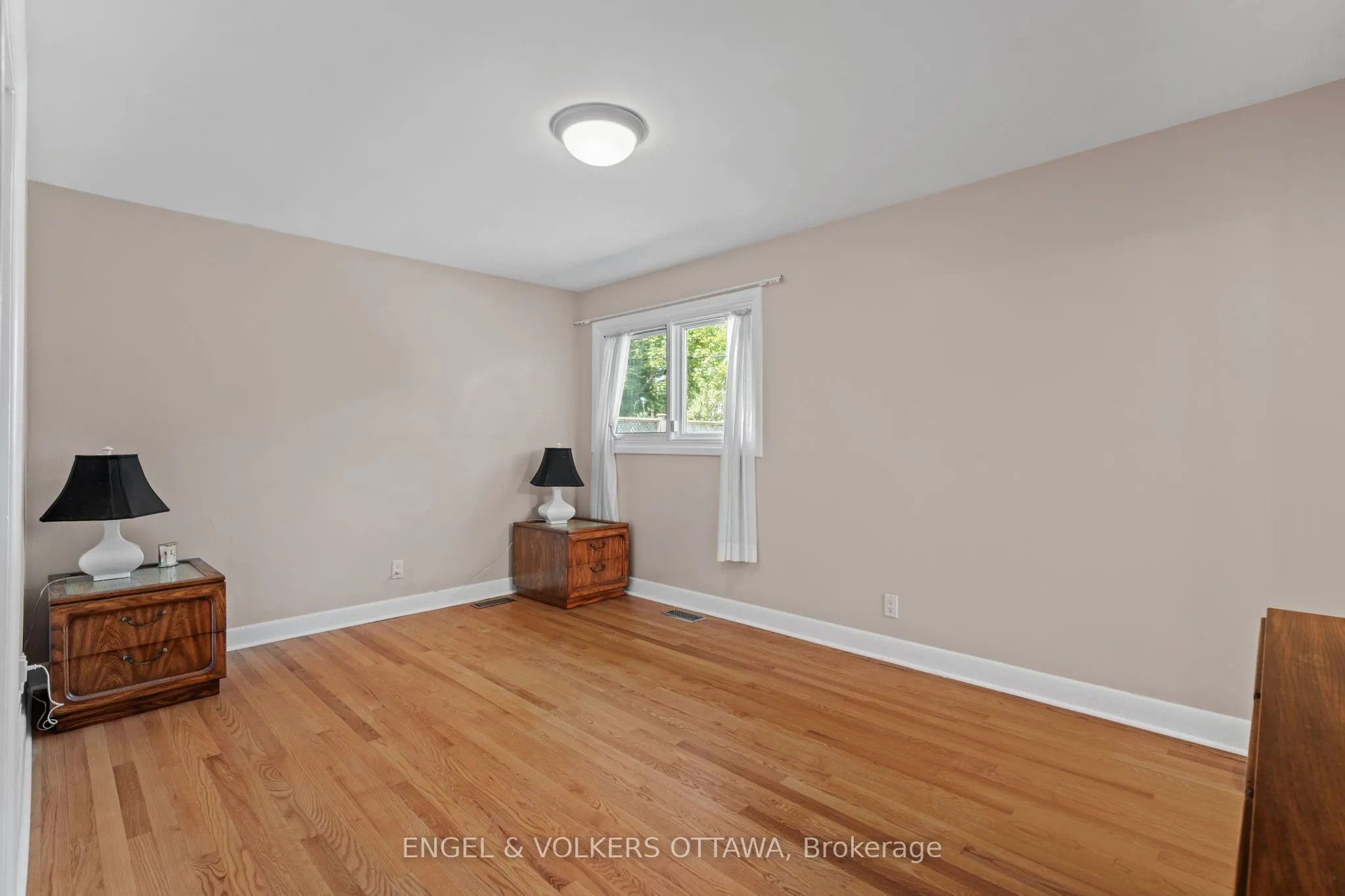 337 Mountbatten Avenue