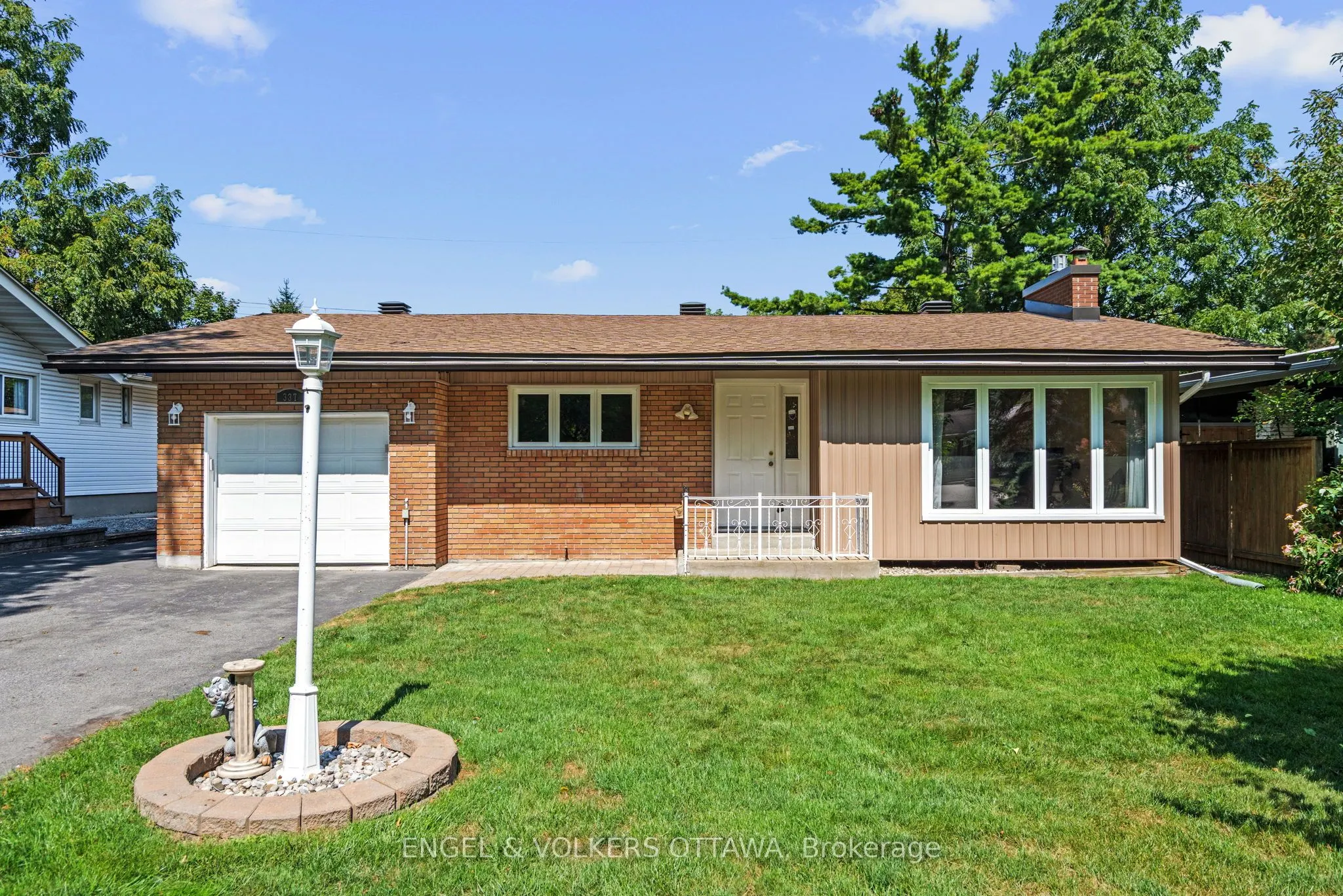 337 Mountbatten Avenue