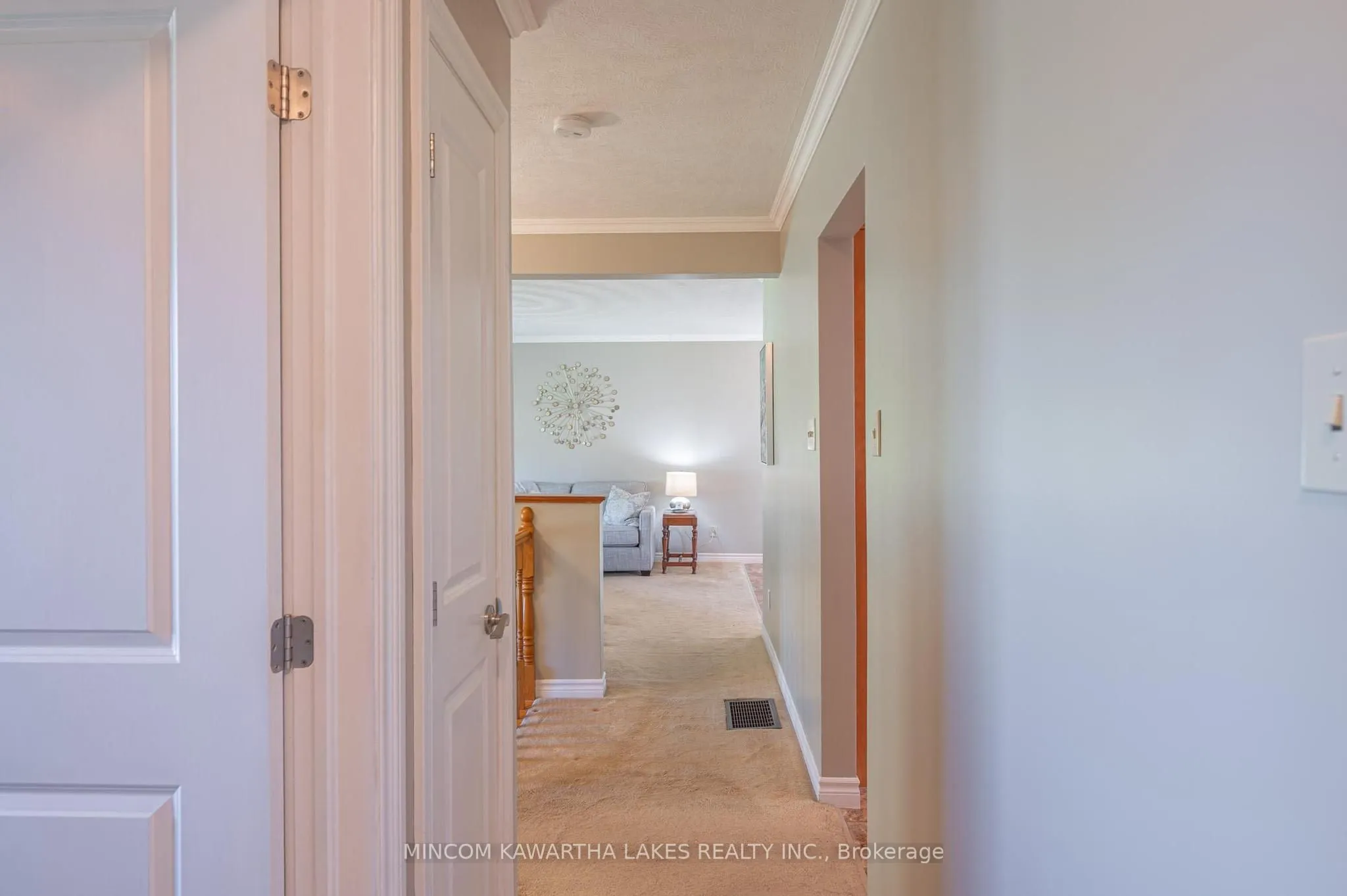 2397 Queen Mary Street