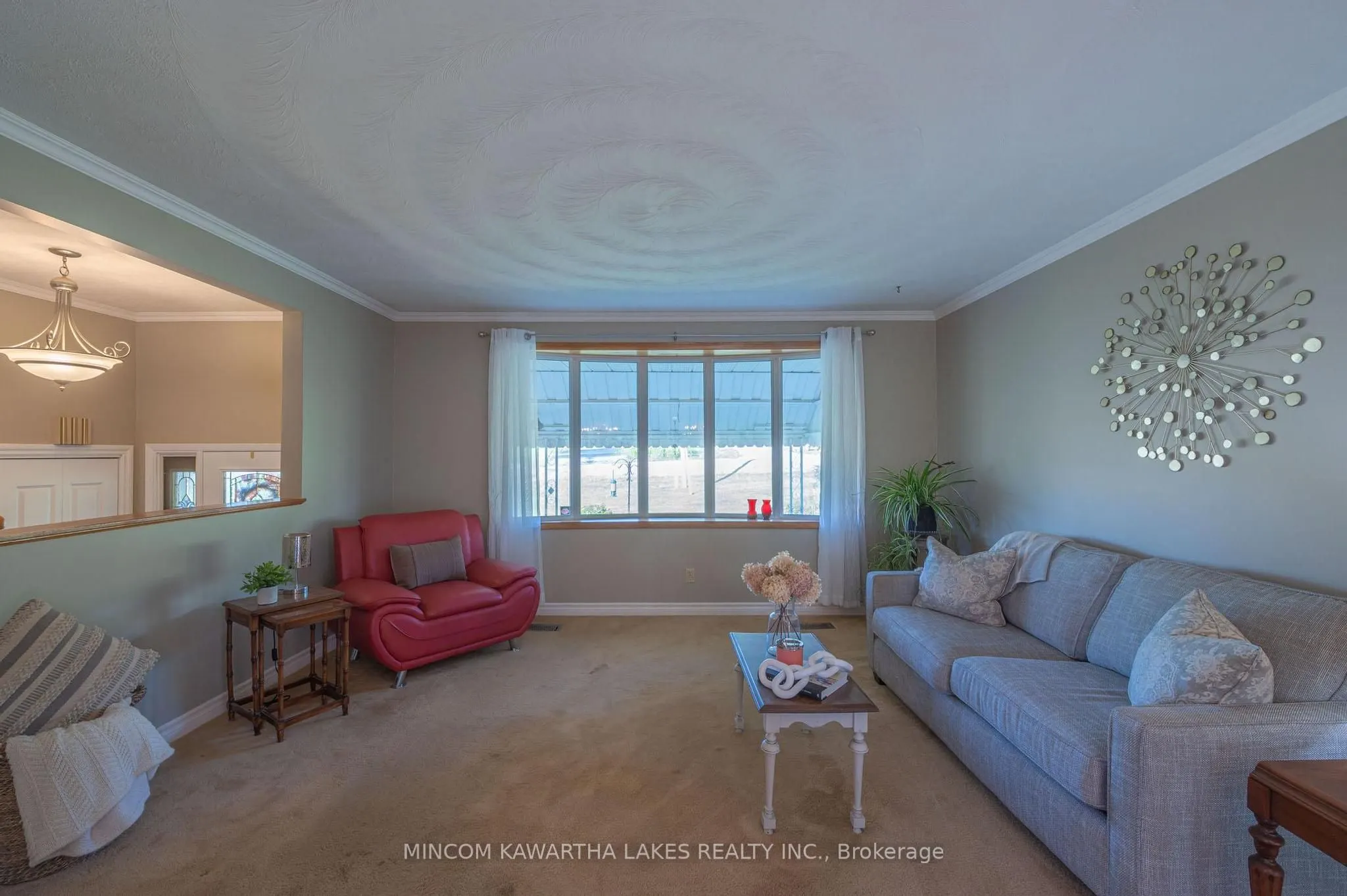 2397 Queen Mary Street