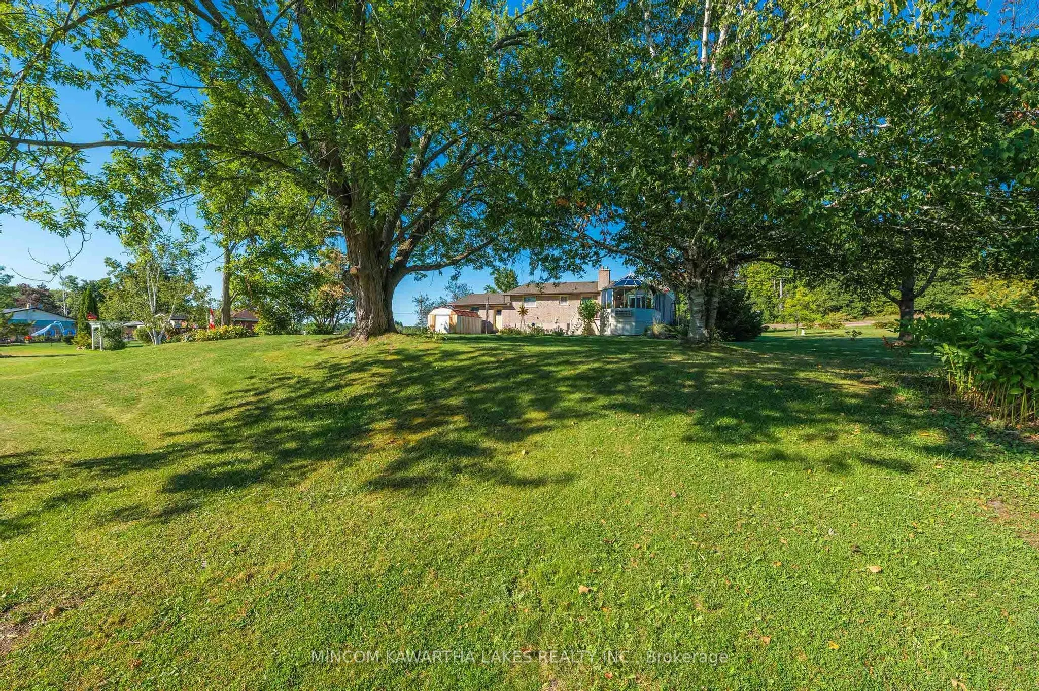 2397 Queen Mary Street