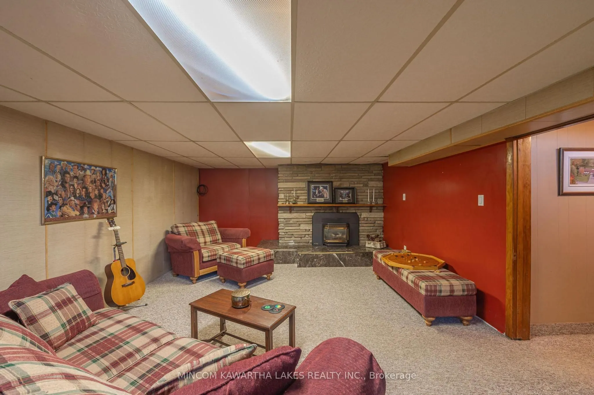 2397 Queen Mary Street