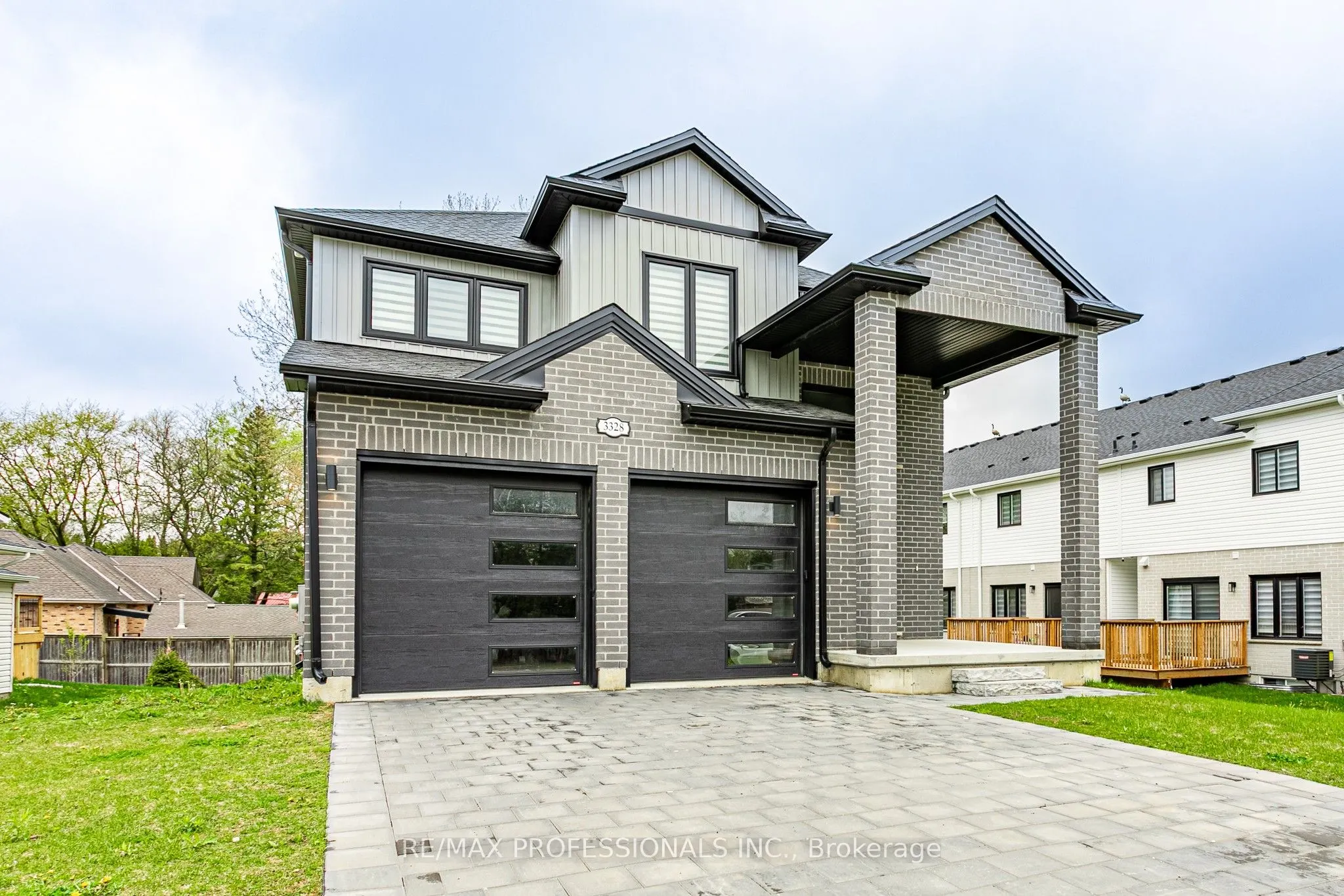 3328 Oriole Drive