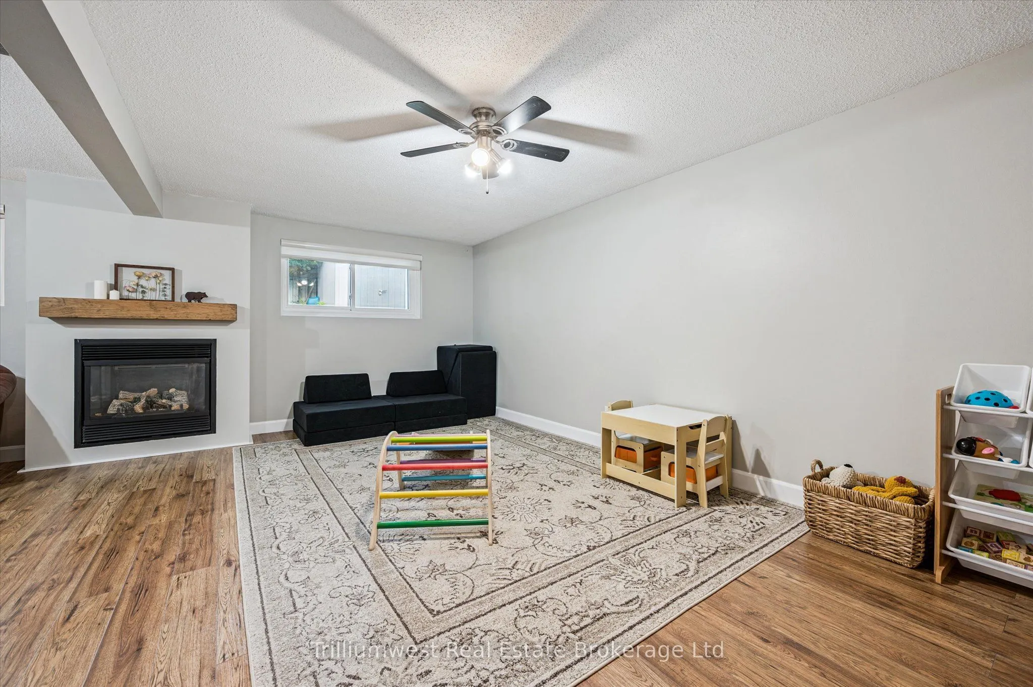 427B Dayna Crescent