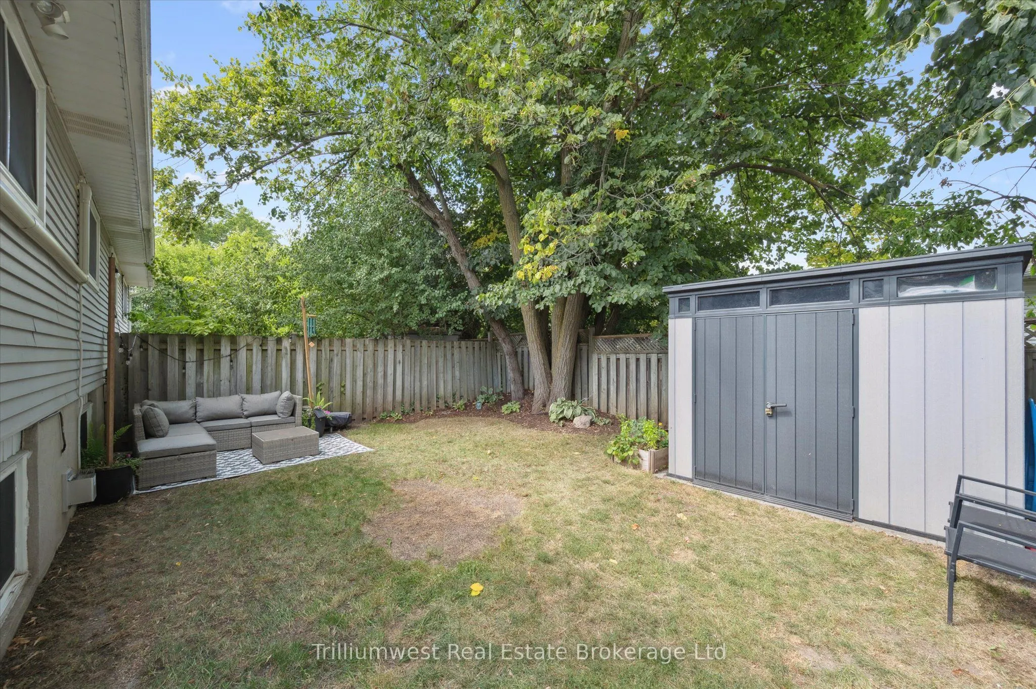 427B Dayna Crescent