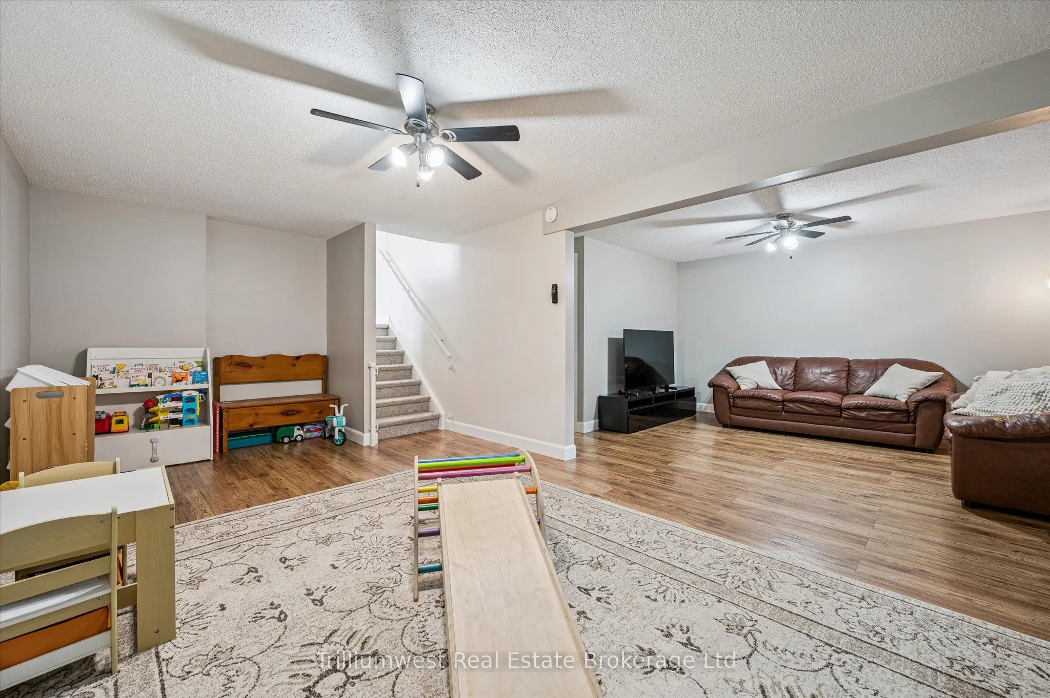 427B Dayna Crescent