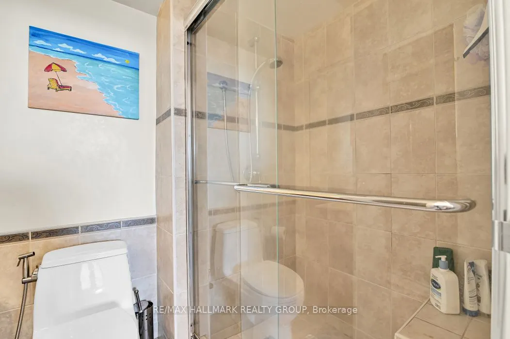 2760 Carousel Crescent, #708