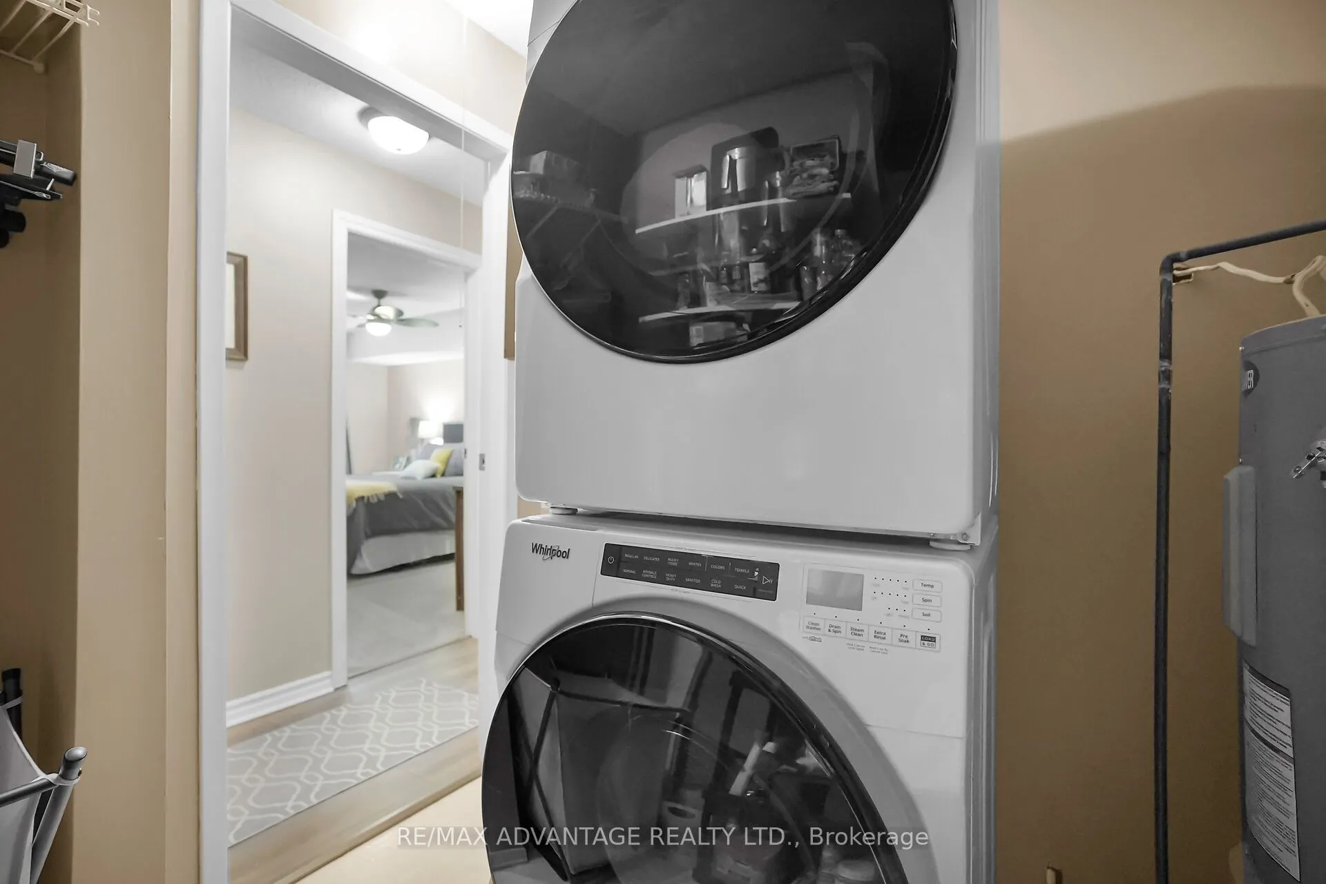 725 Deveron Crescent, #215