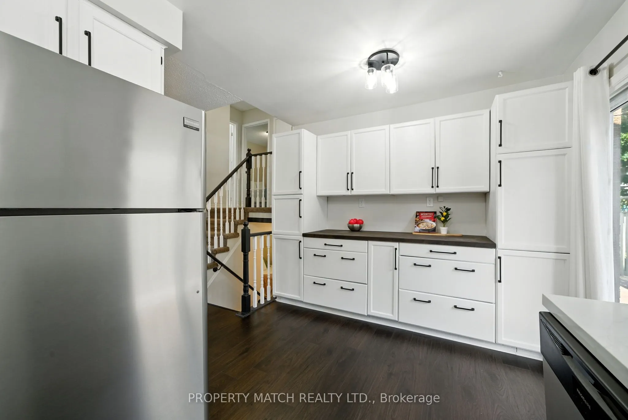 496 Burnham Manor Court