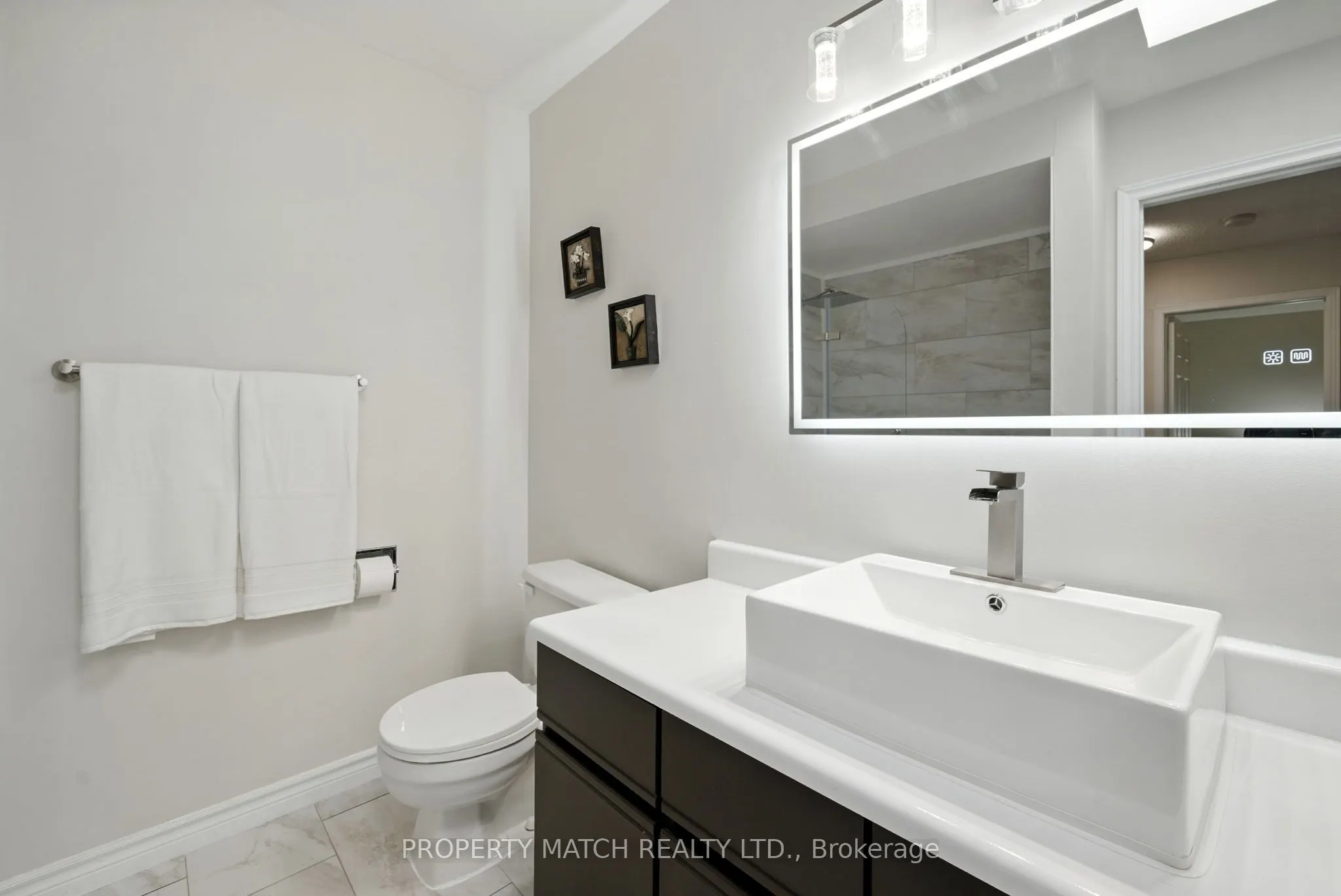 496 Burnham Manor Court