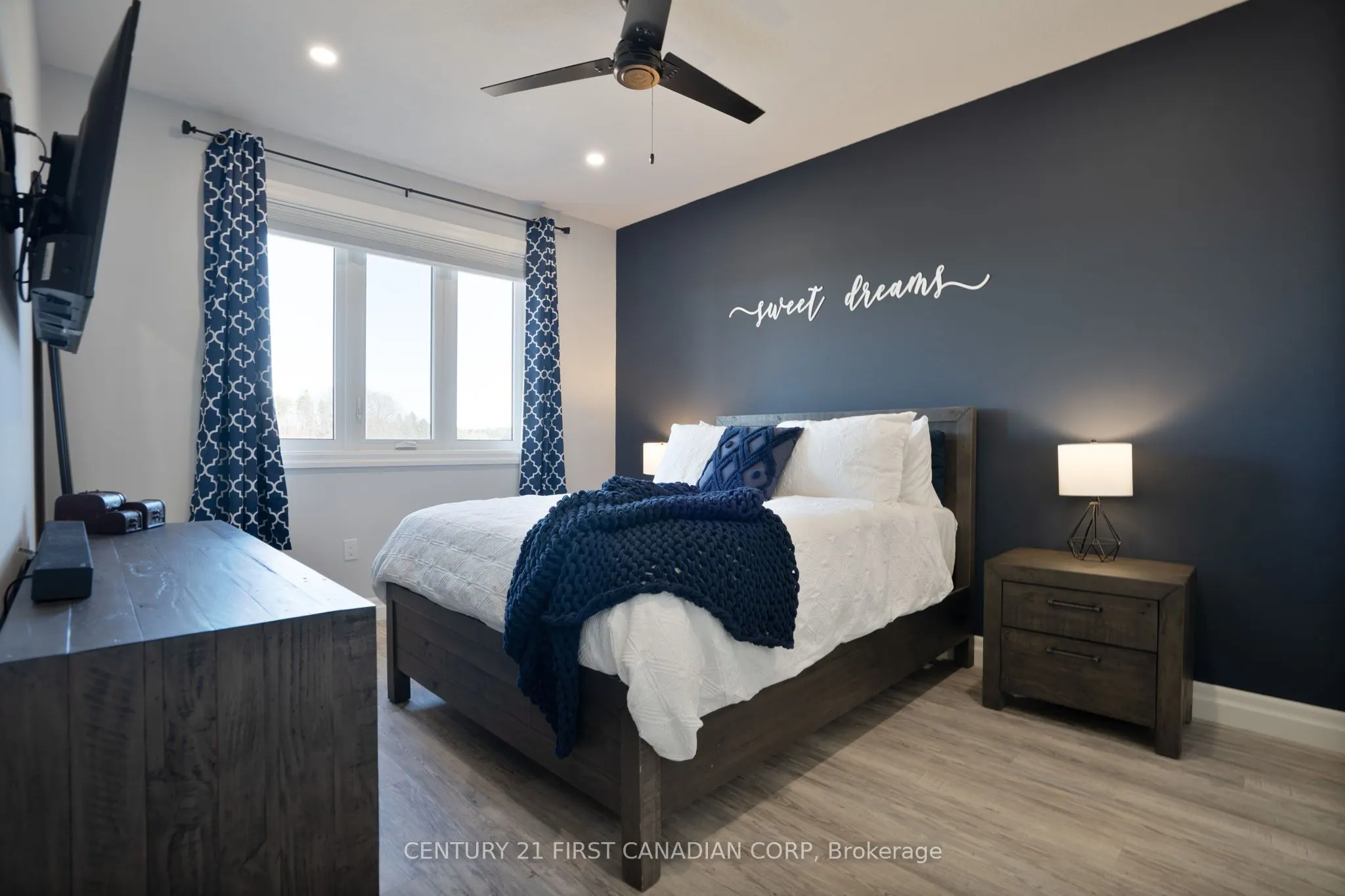 159 Collins Way, #19