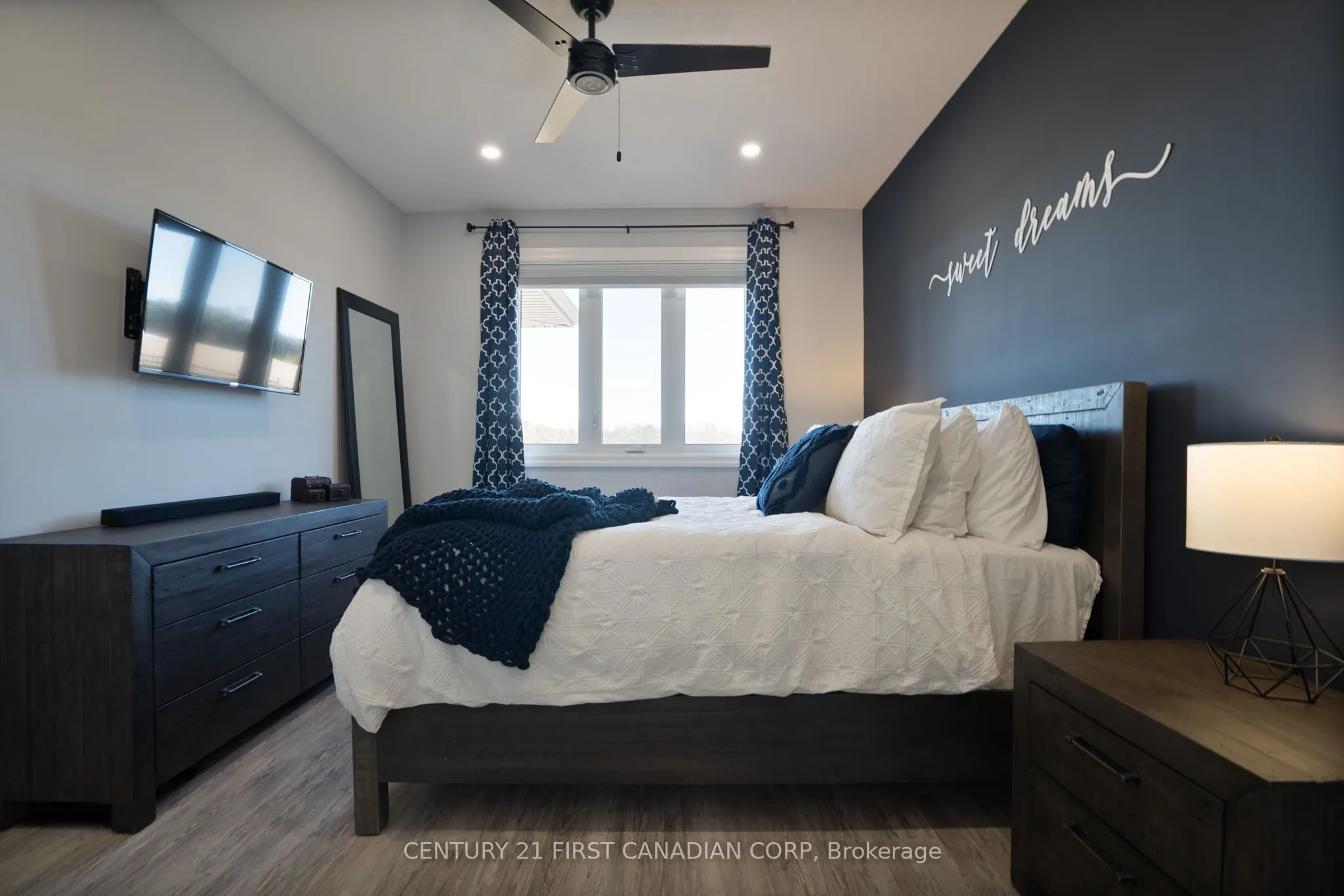 159 Collins Way, #19