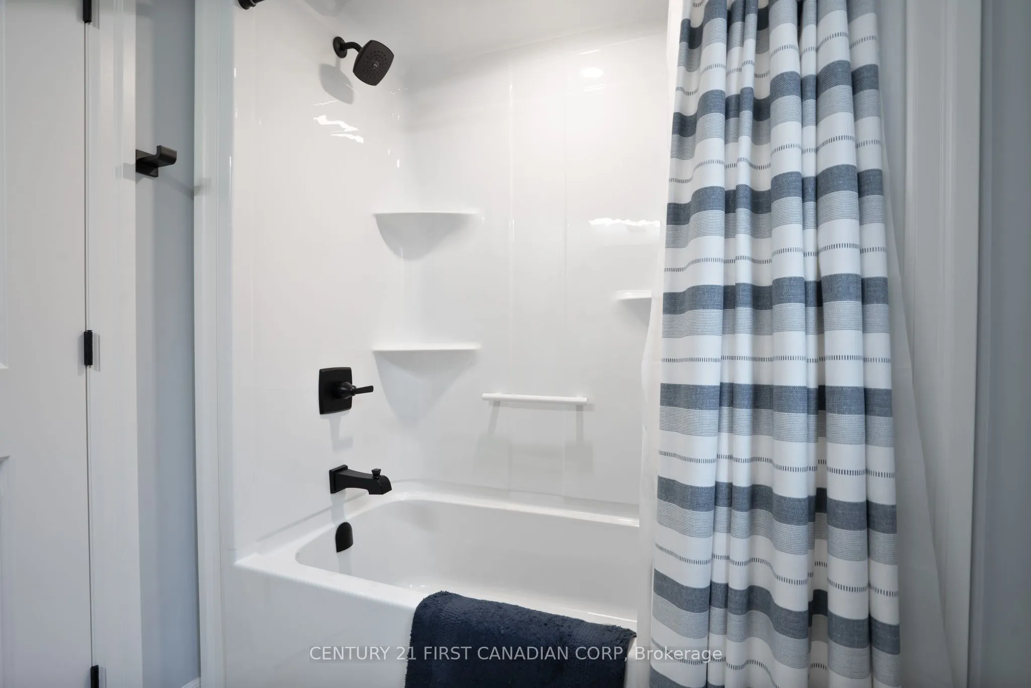 159 Collins Way, #19