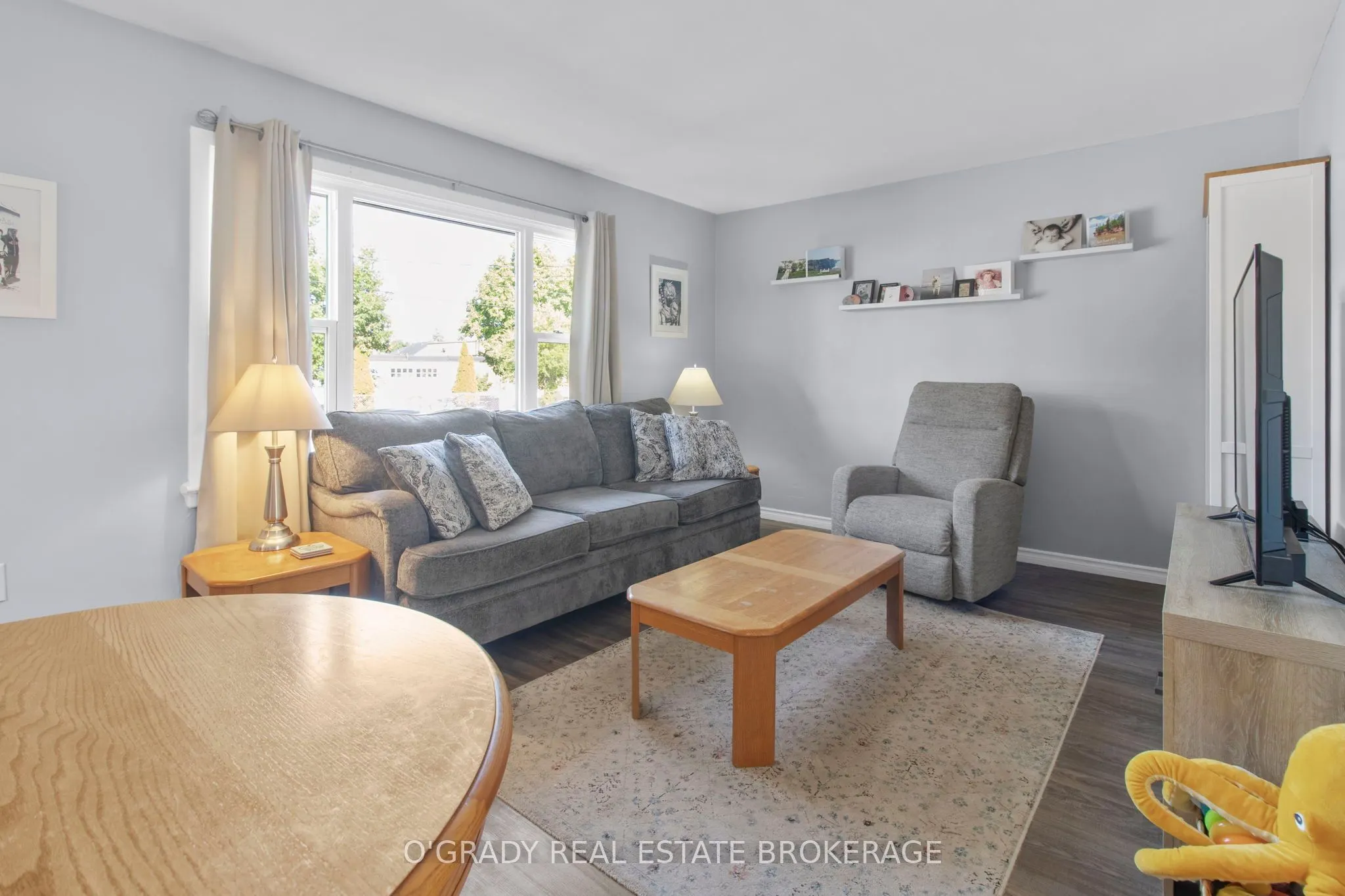 573 Edward Street