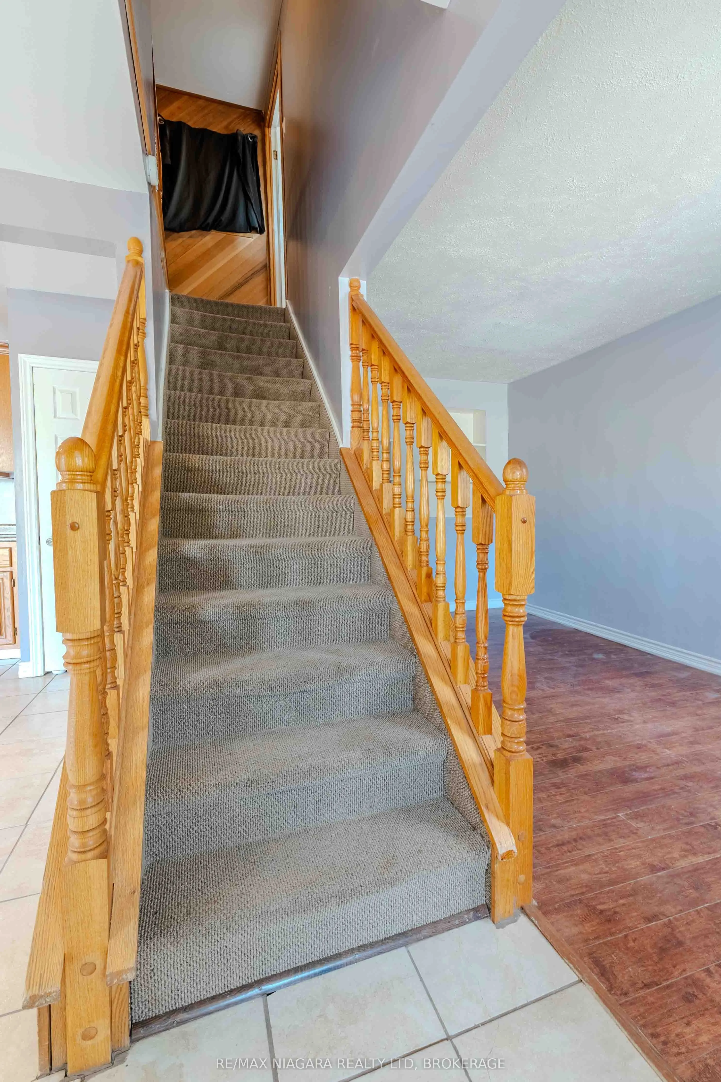 8 GARNER Avenue