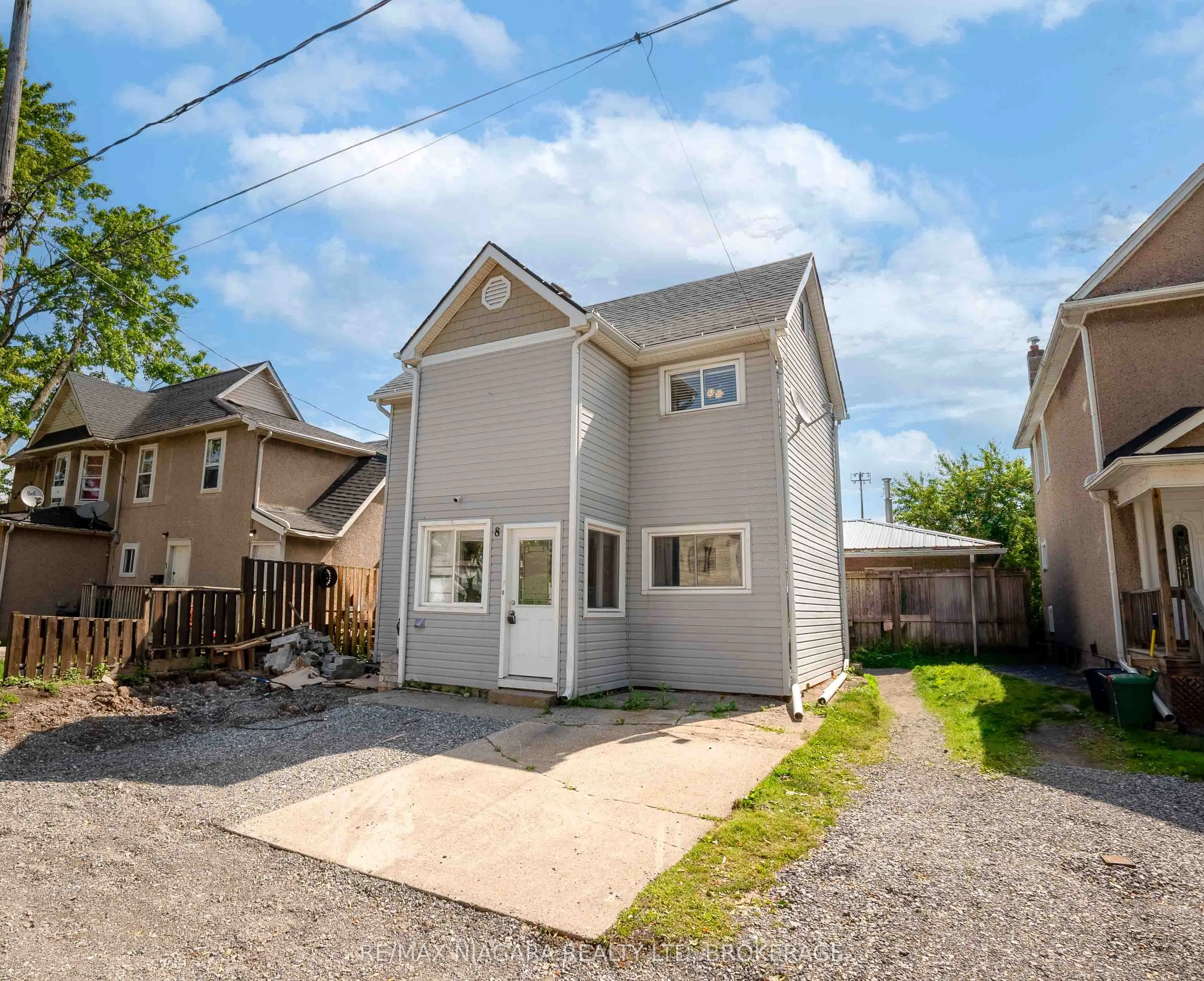 8 GARNER Avenue