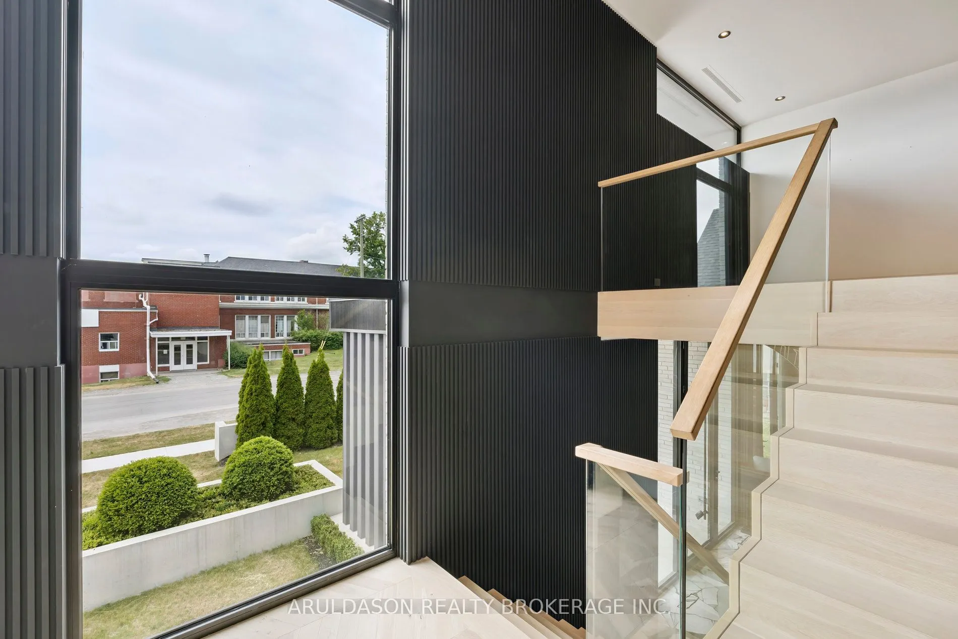 1135 Balfour Street