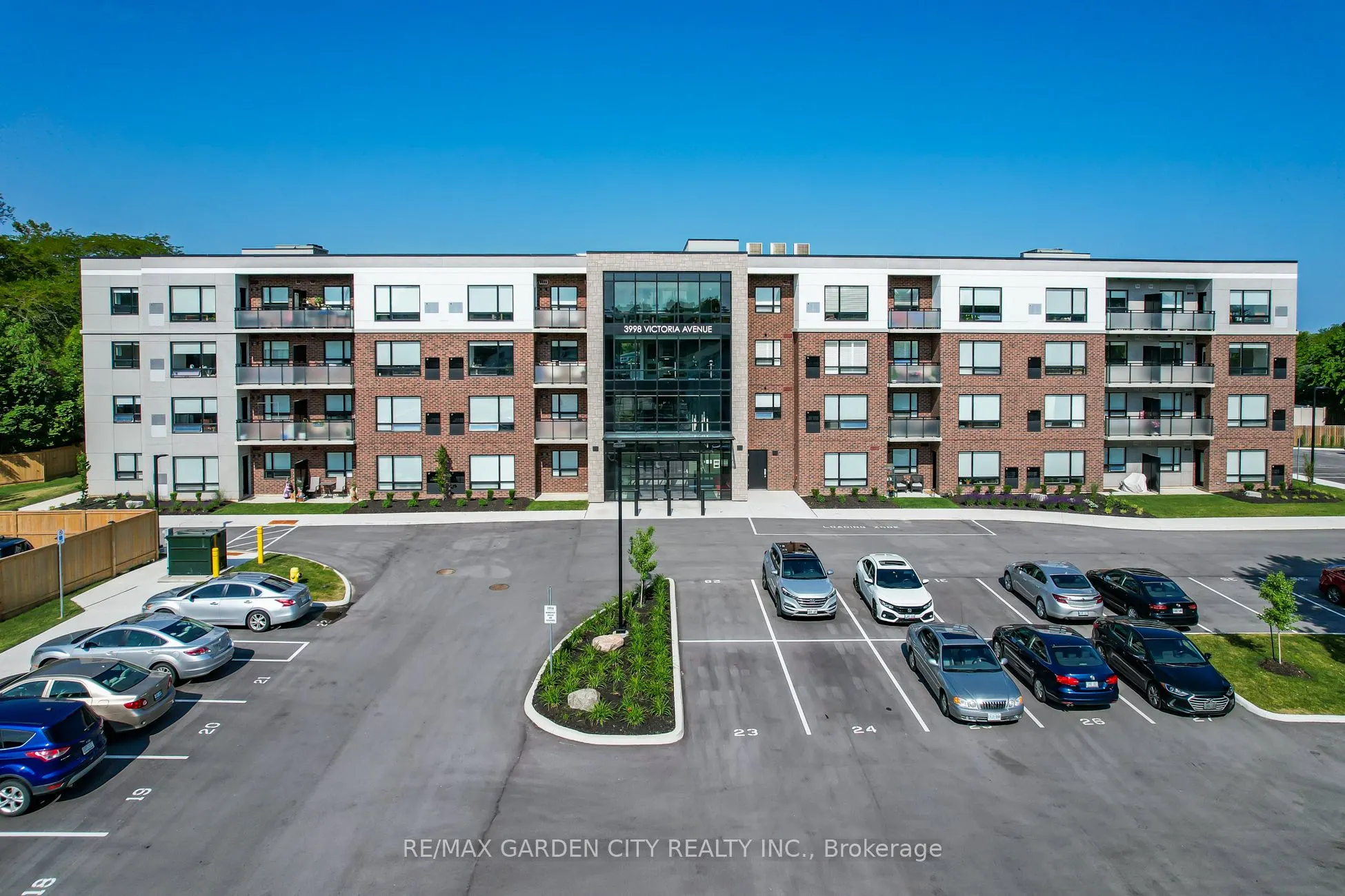 3998 Victoria Avenue, #412