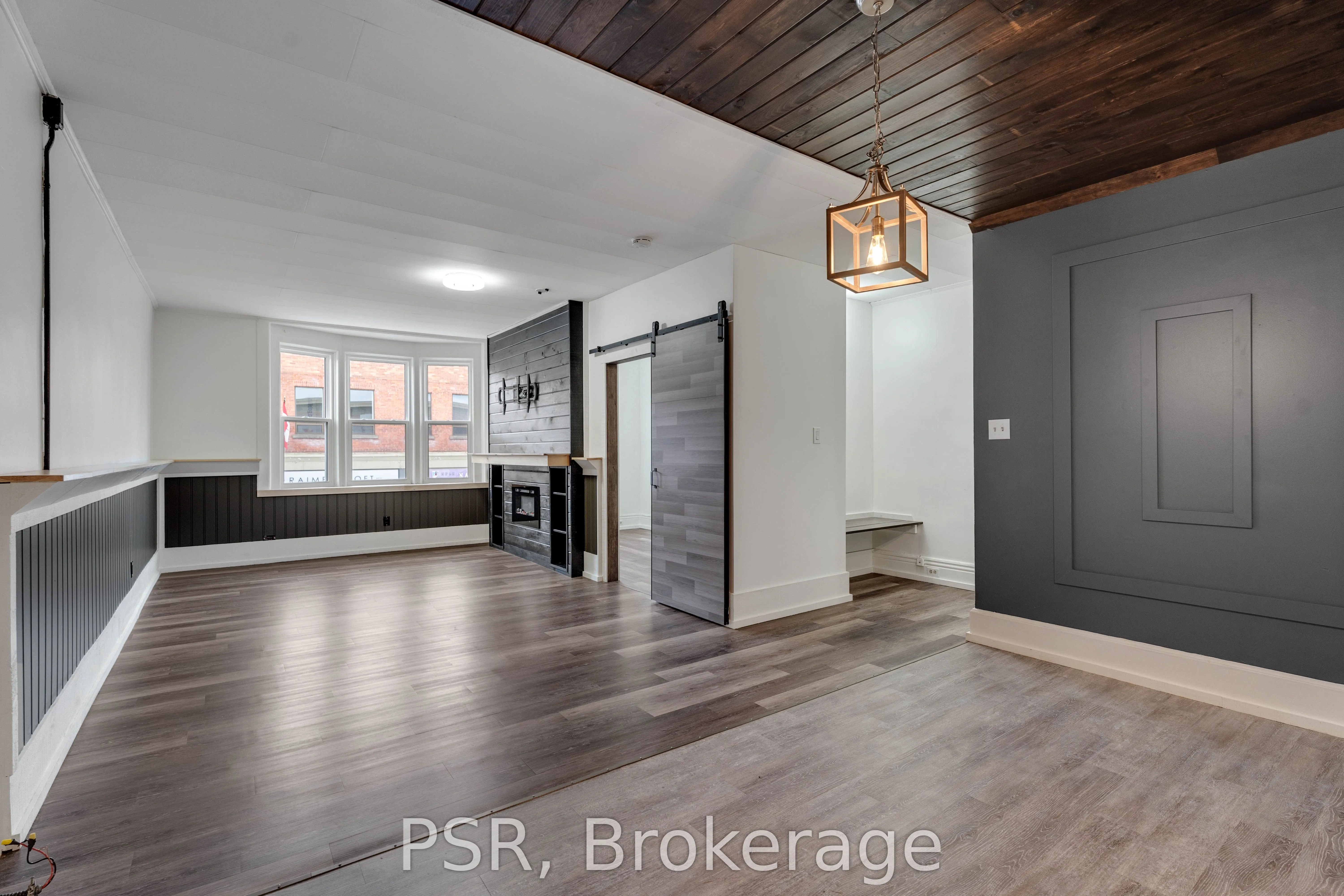 43 Manitoba Street, #5
