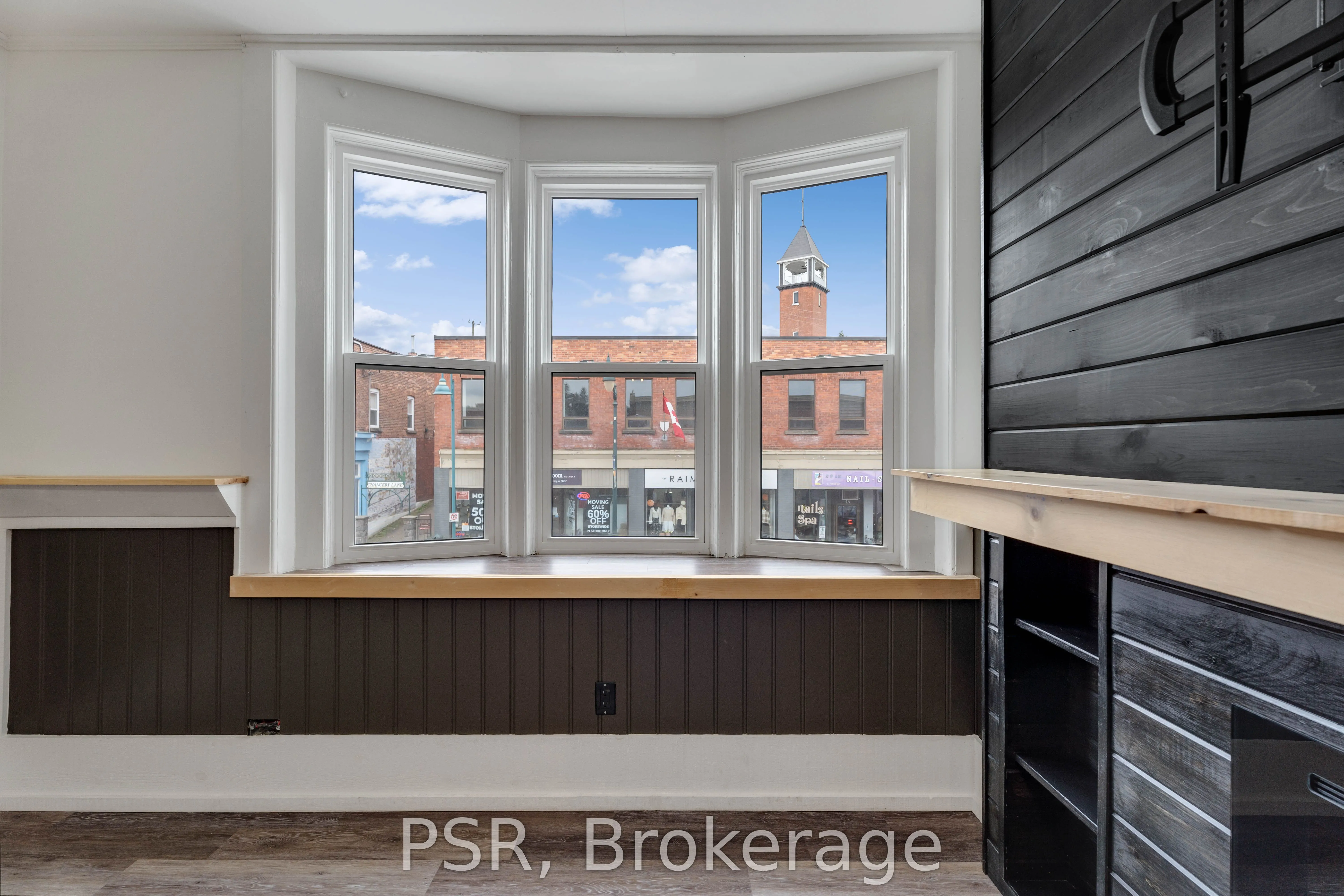 43 Manitoba Street, #5