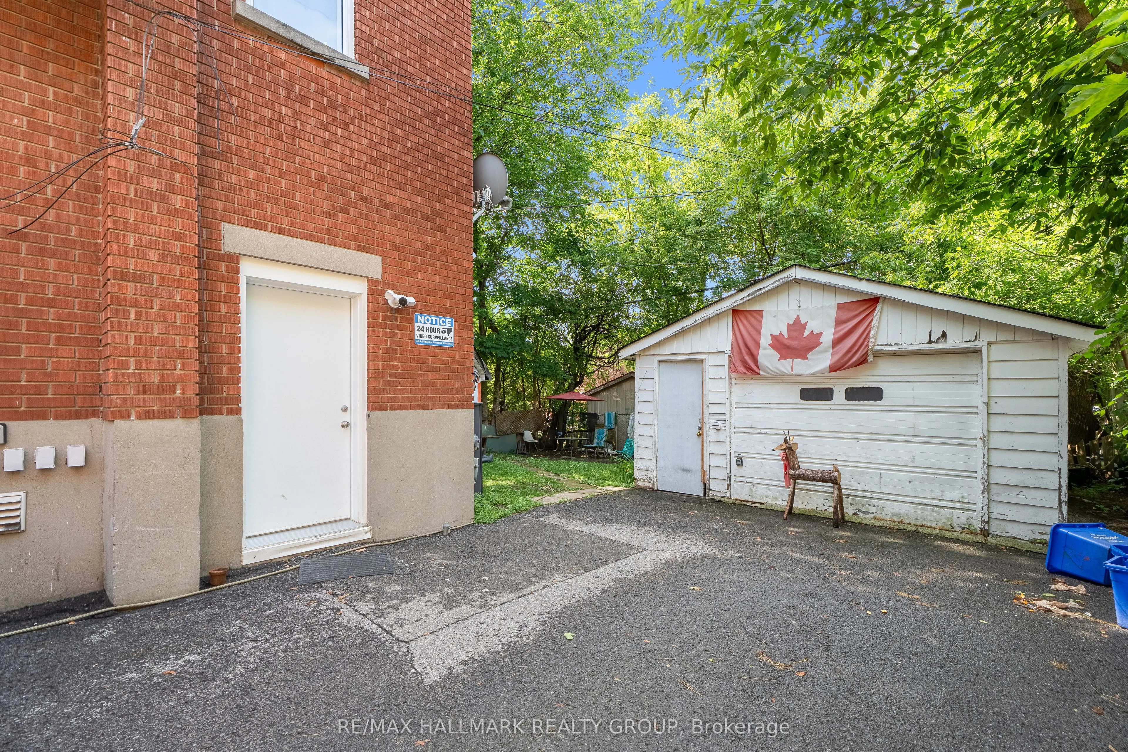 114 Lebrun Street