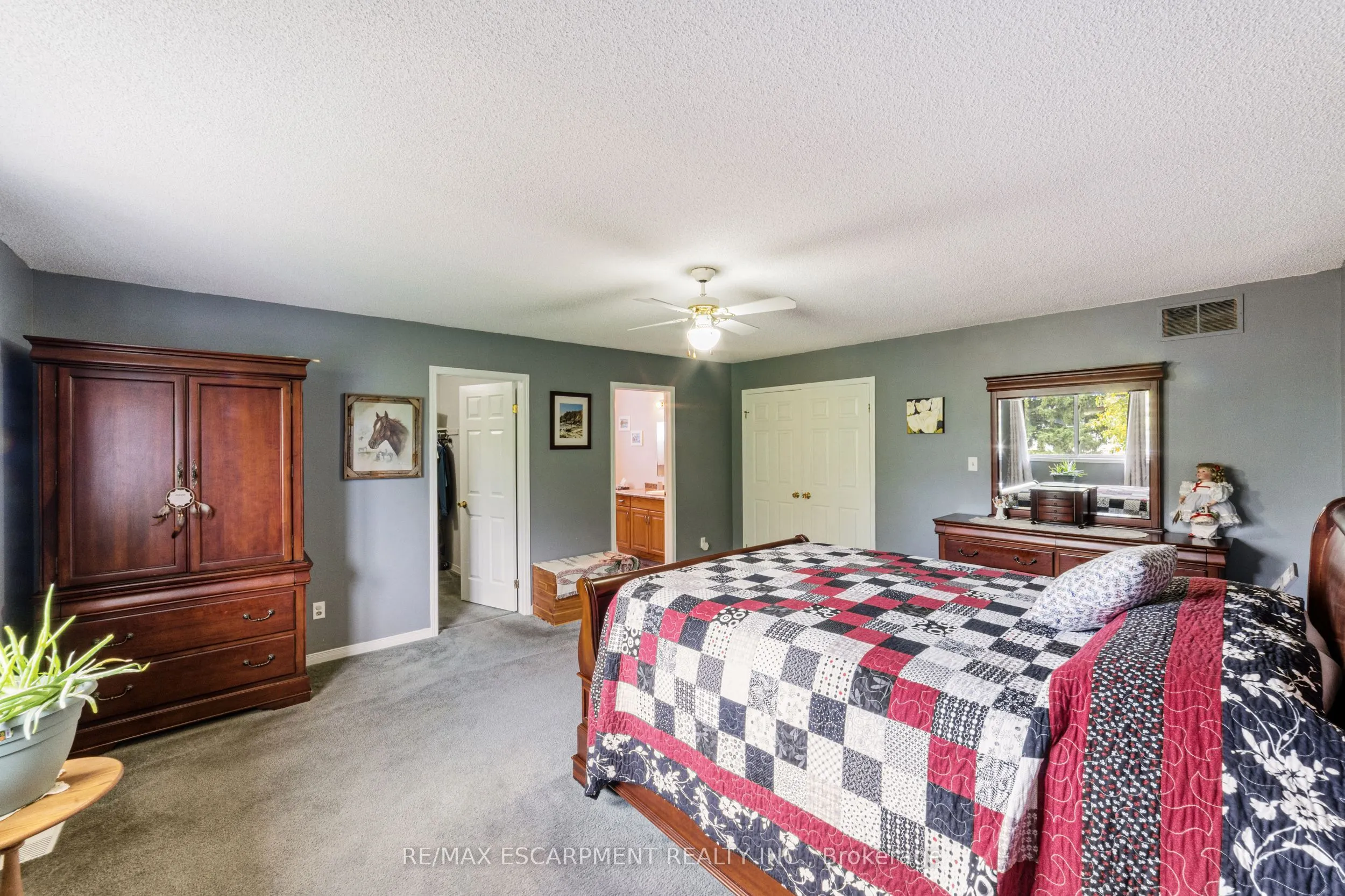 47 Leaway Avenue