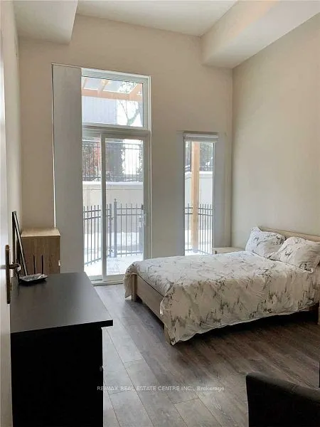 253 Albert Street, #102
