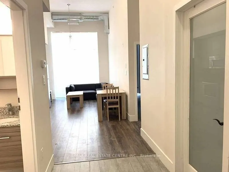 253 Albert Street, #102