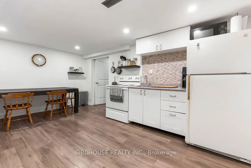 441 Crystal Drive