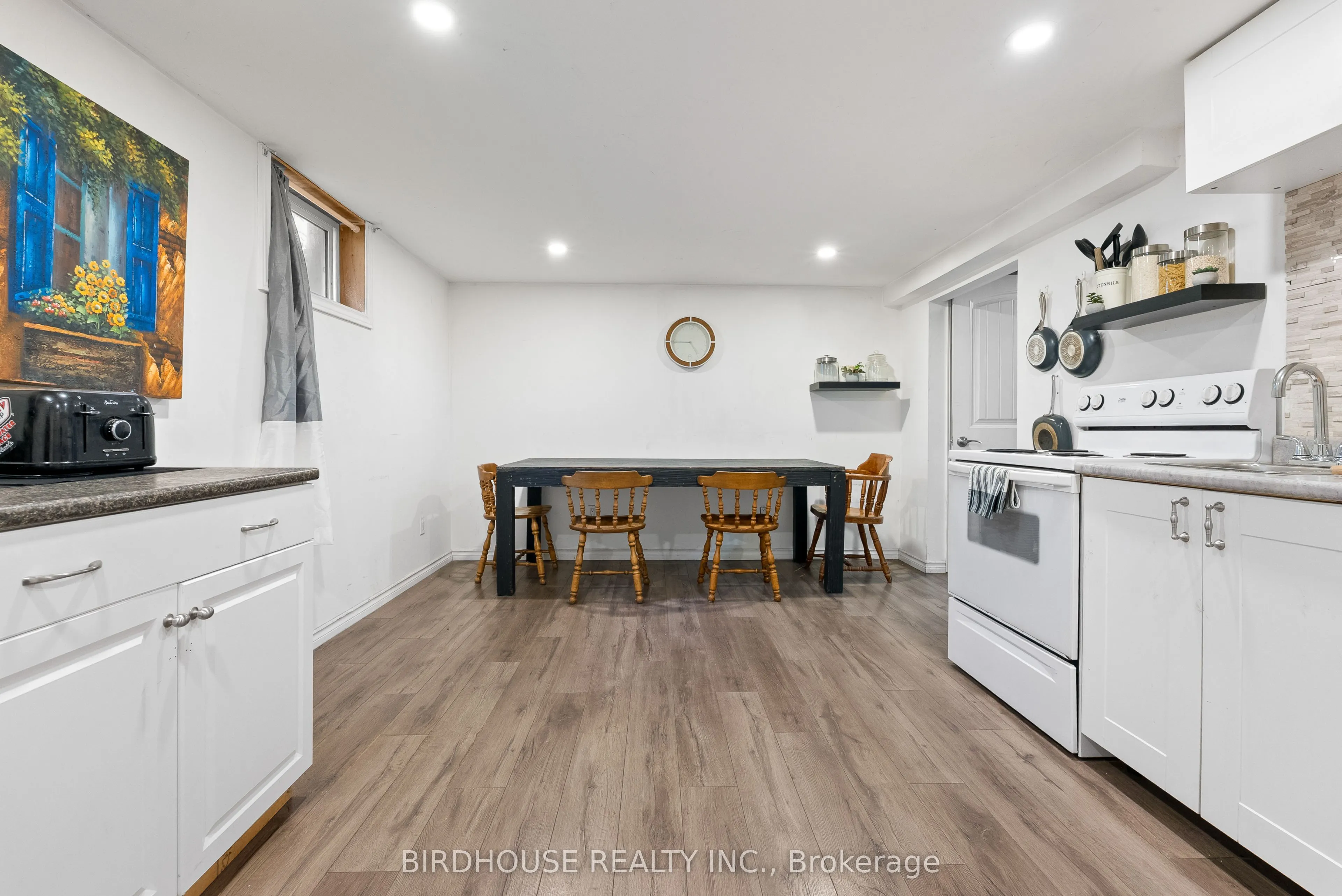 441 Crystal Drive