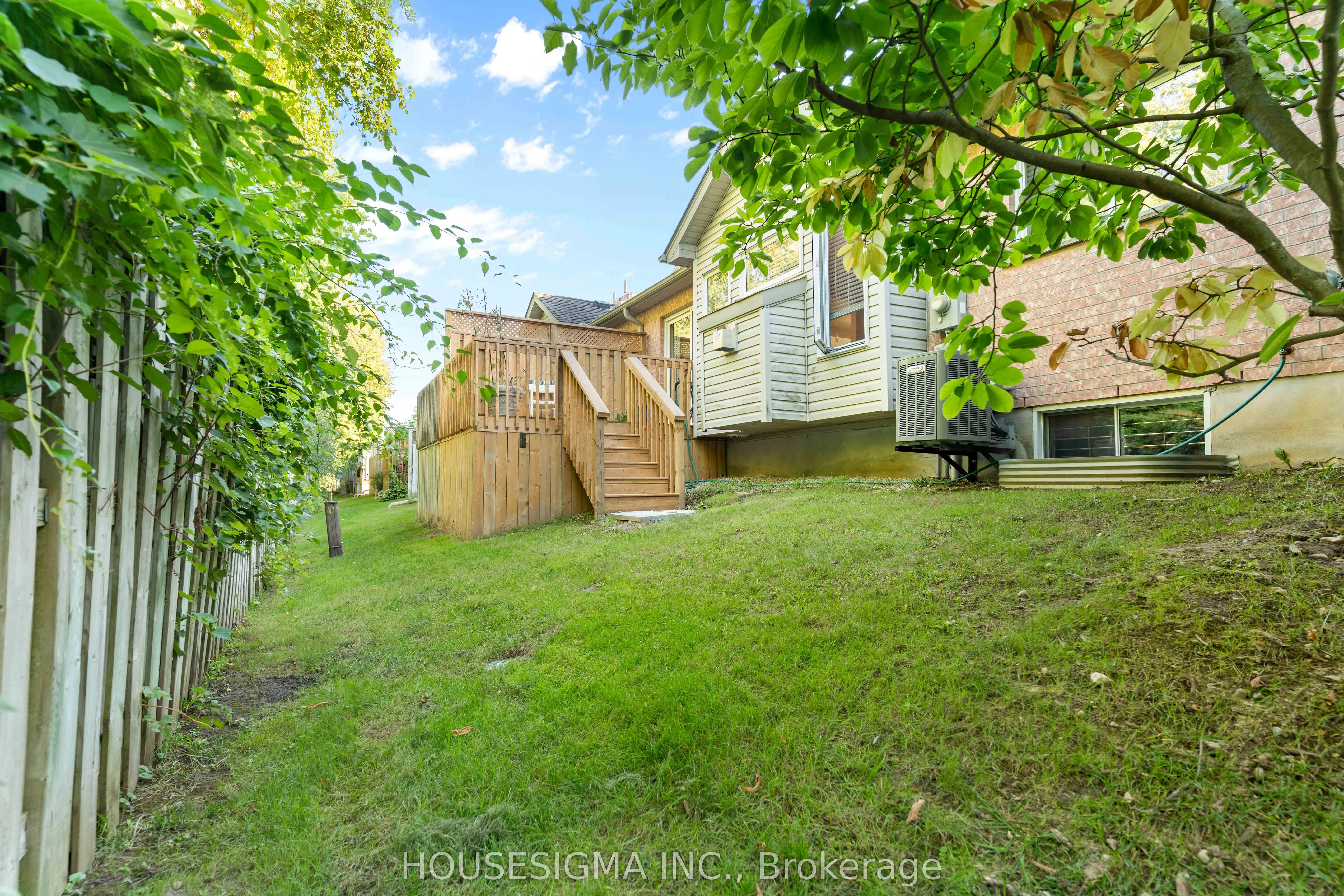 601 Grenfell Drive, #44