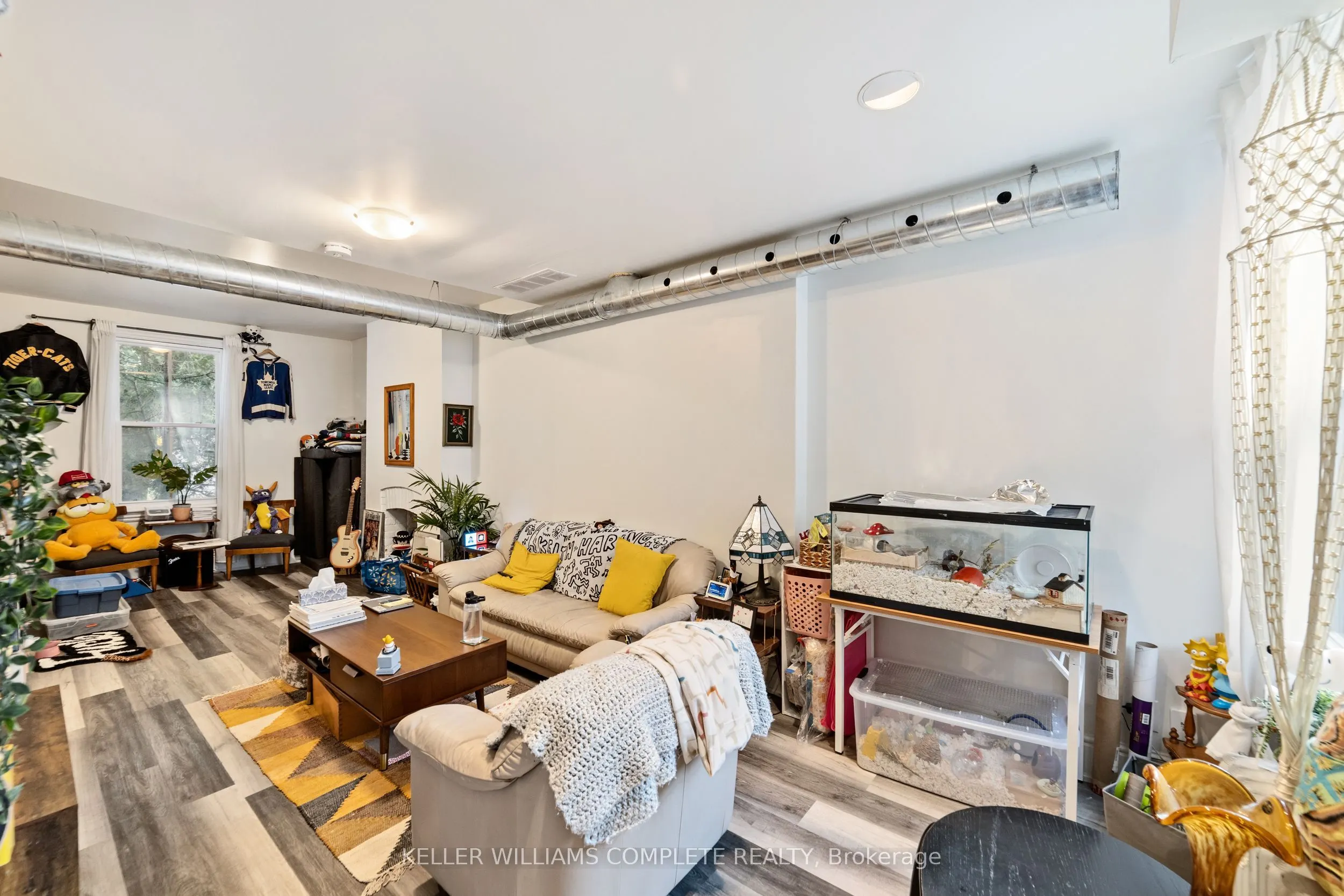 188-190 Caroline Street S