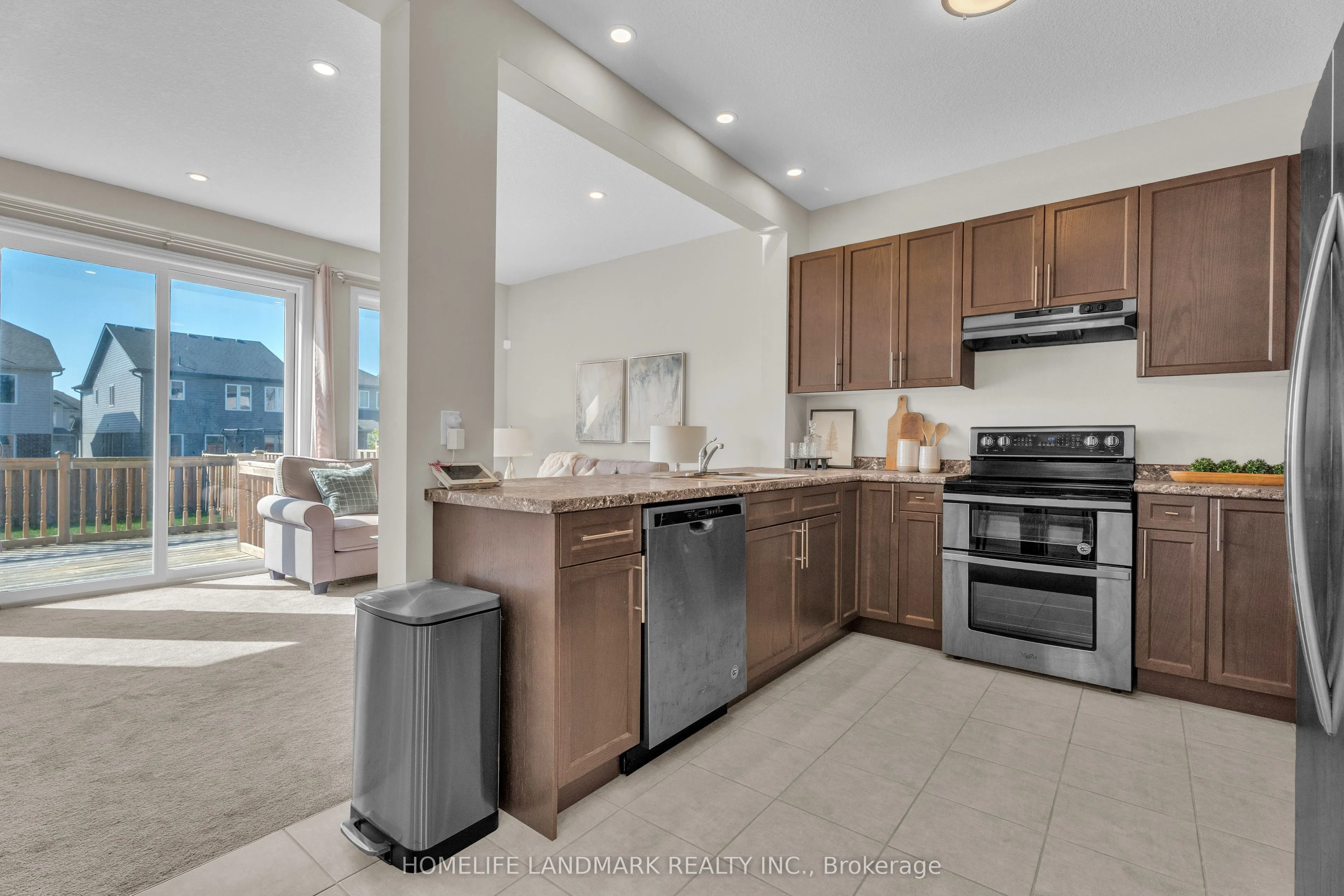 1713 O'Hanlan Cross