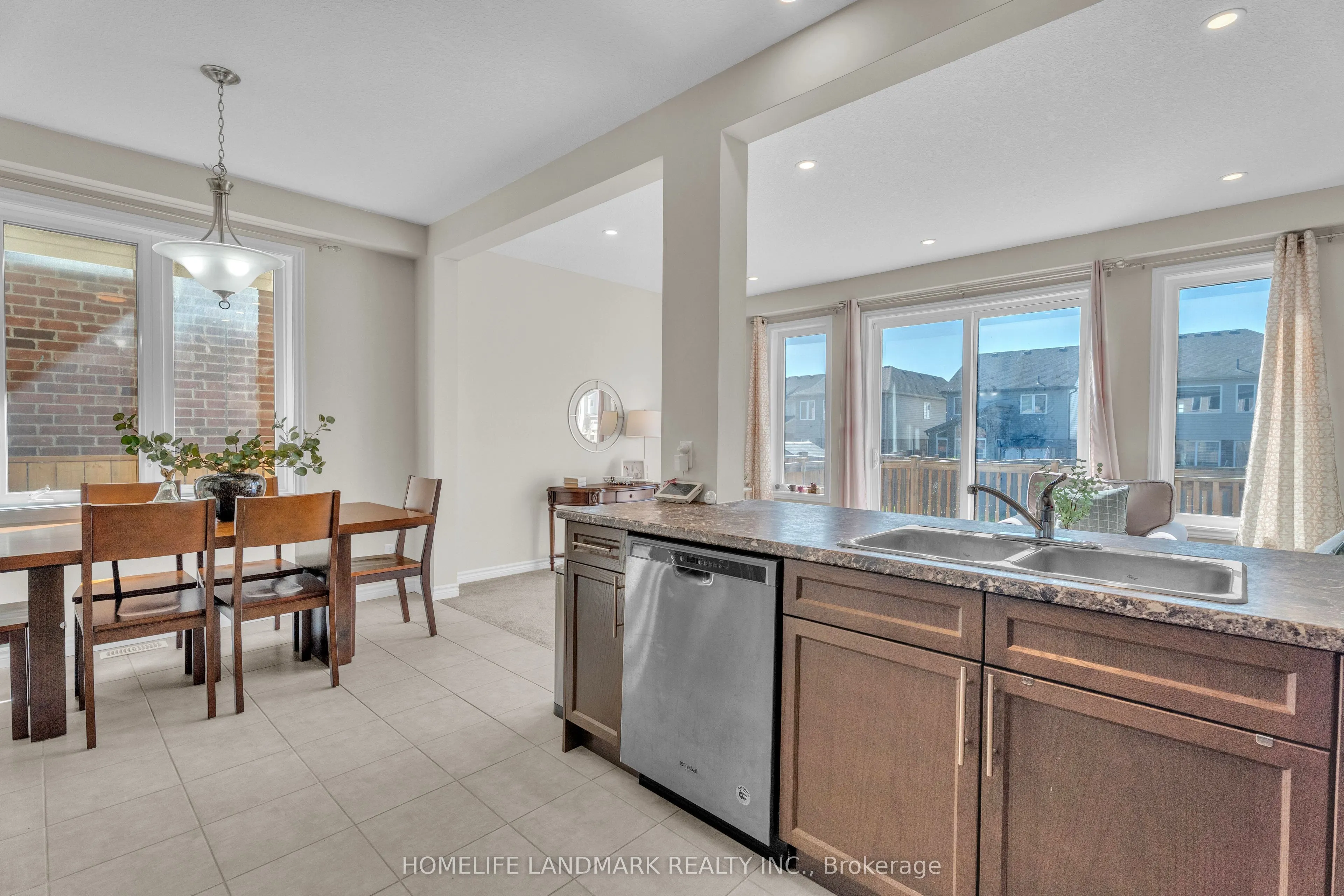 1713 O'Hanlan Cross