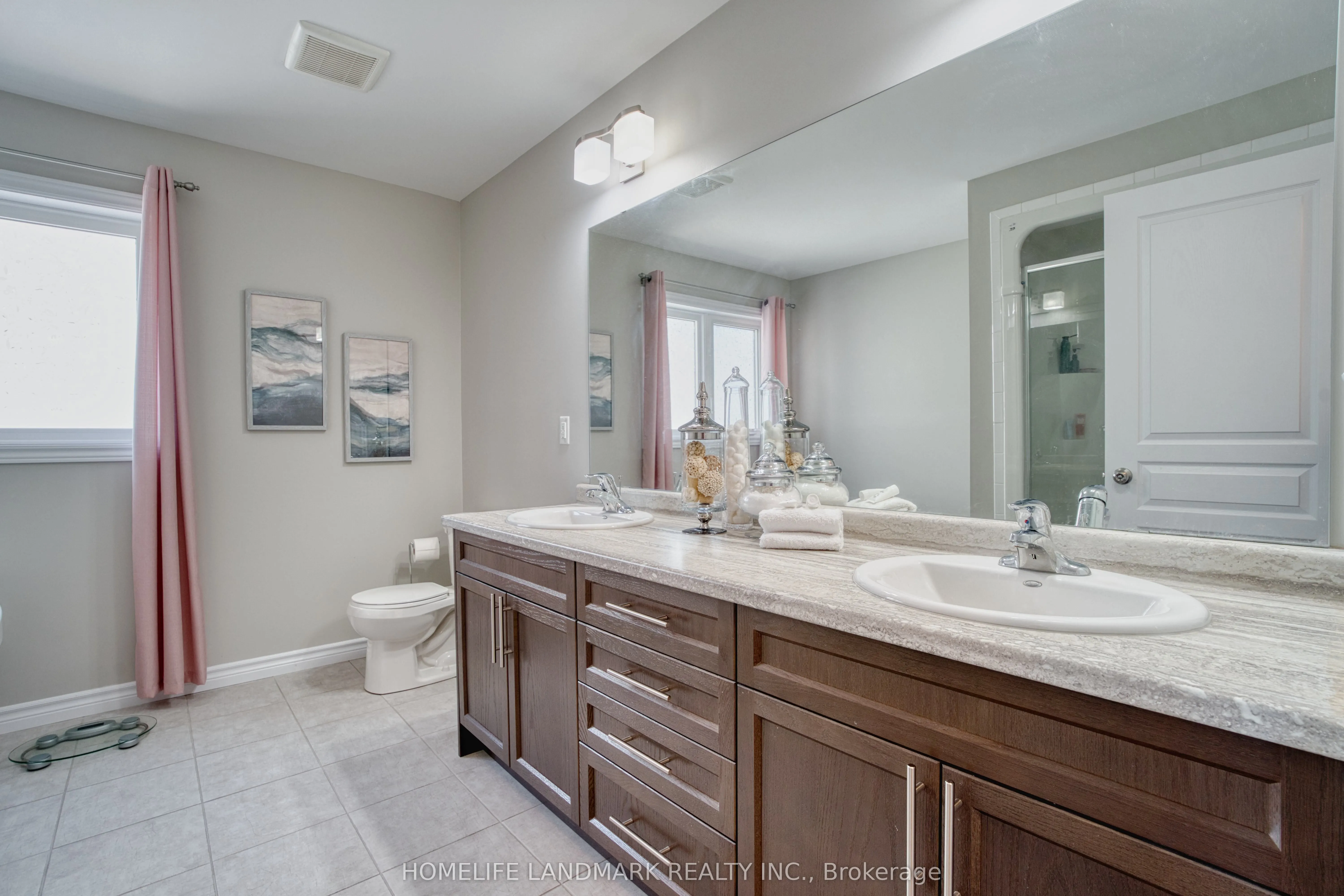 1713 O'Hanlan Cross