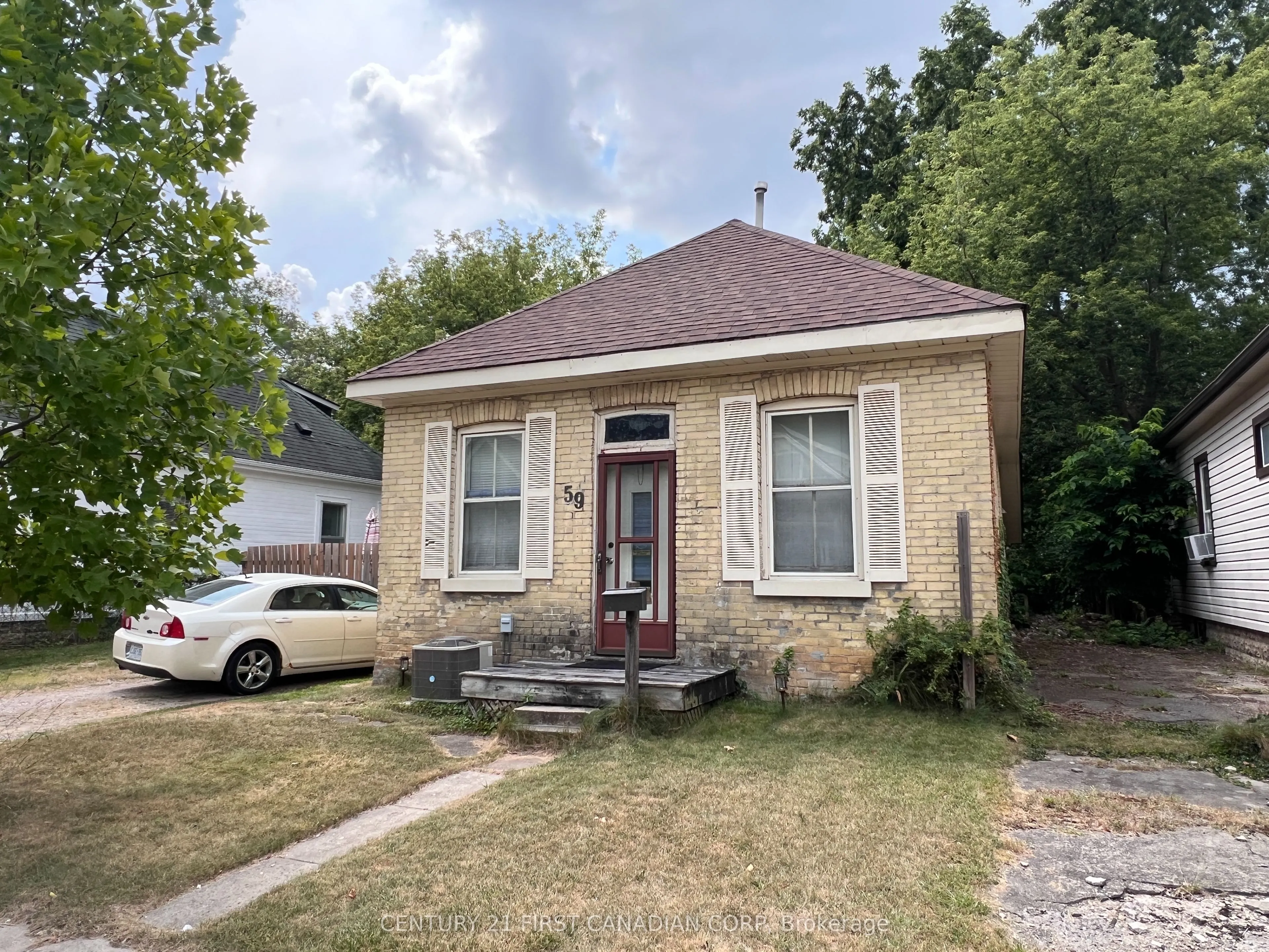 59 HYDRO Street