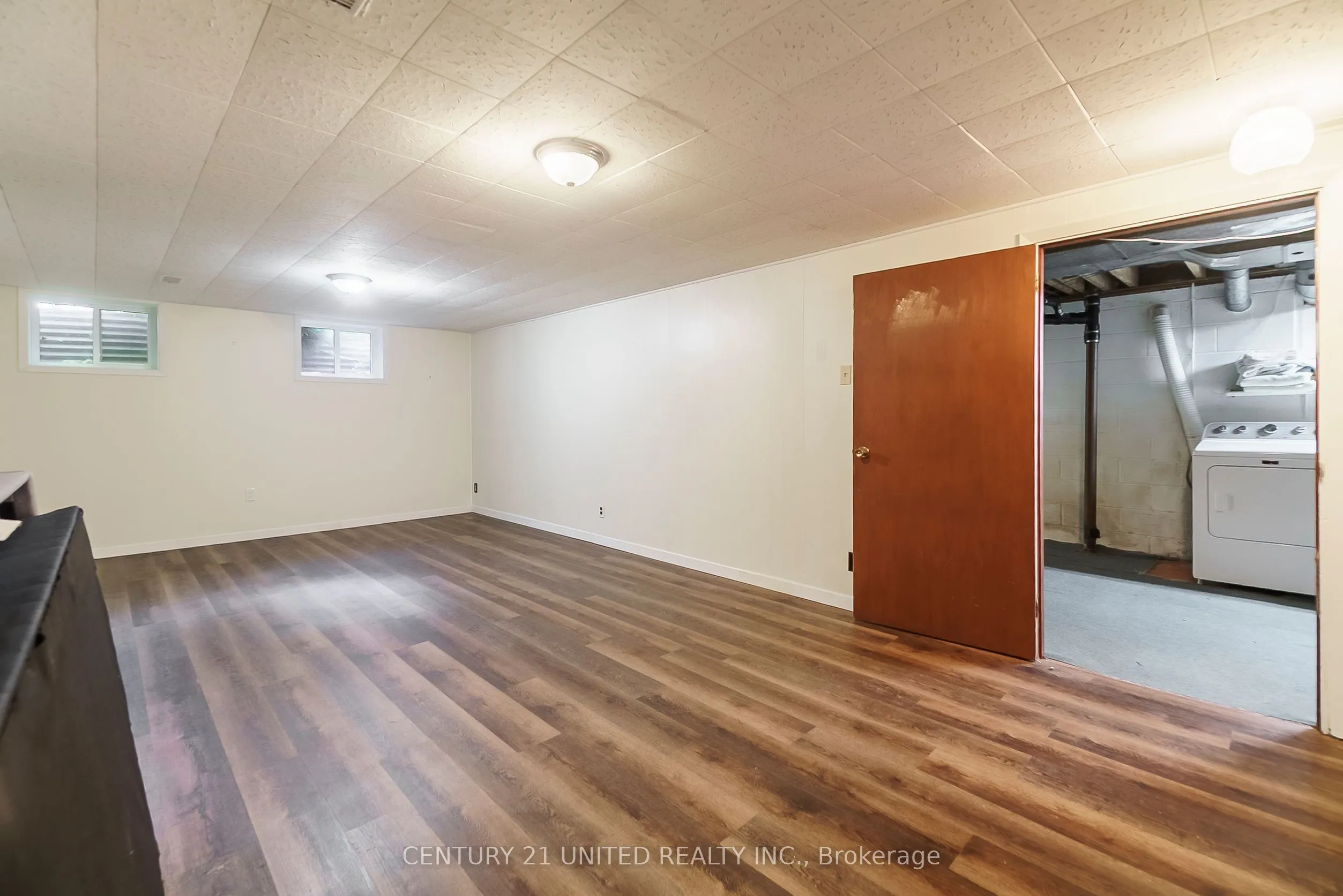 1246 Franklin Drive