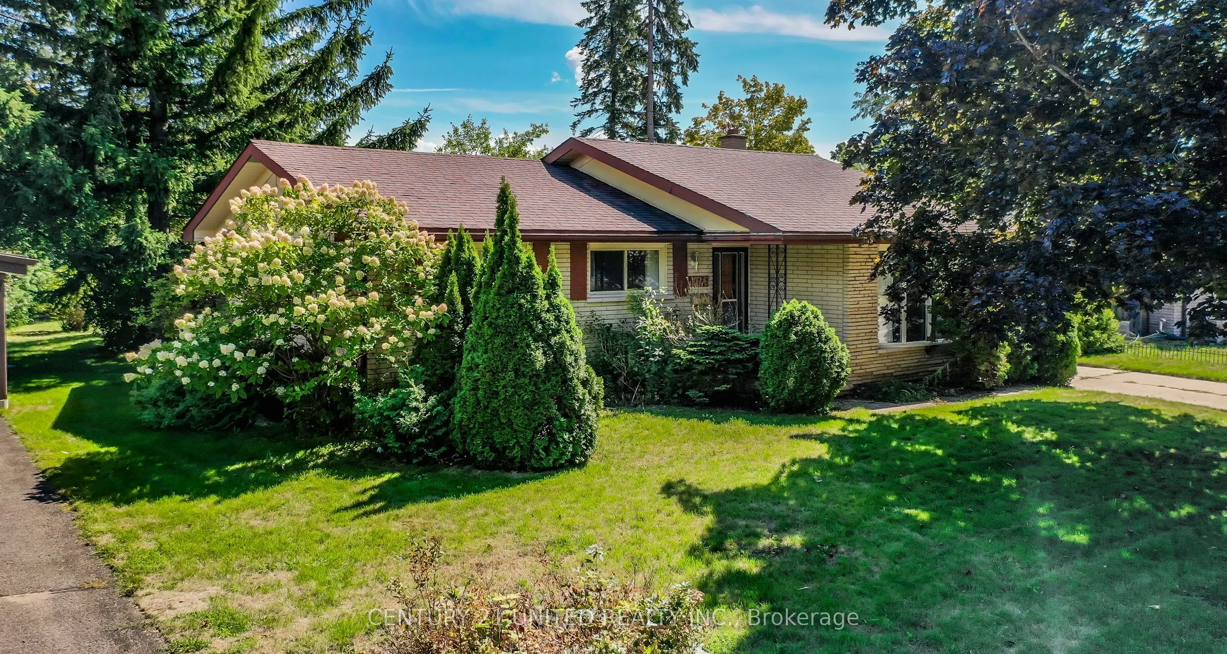 1246 Franklin Drive