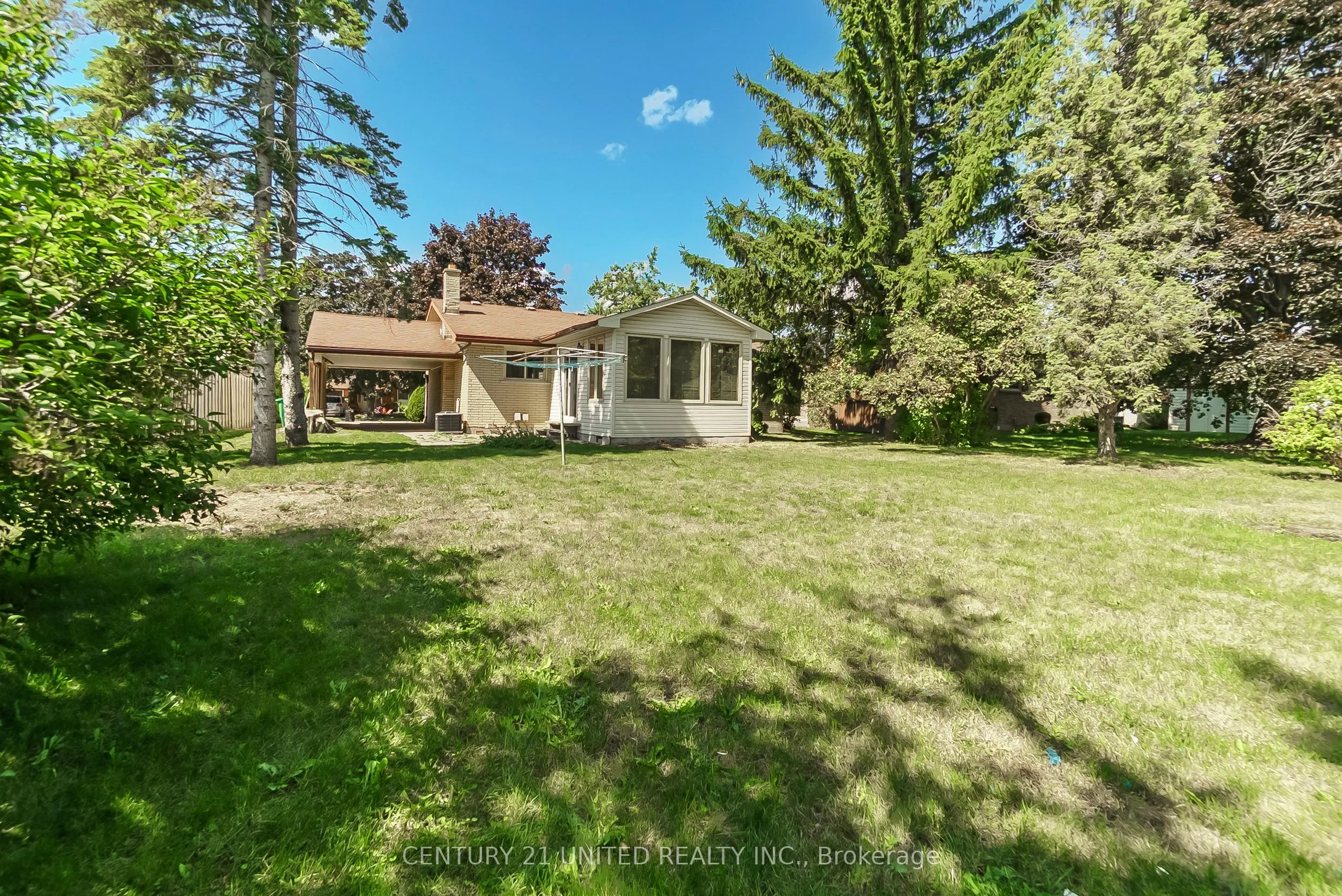 1246 Franklin Drive